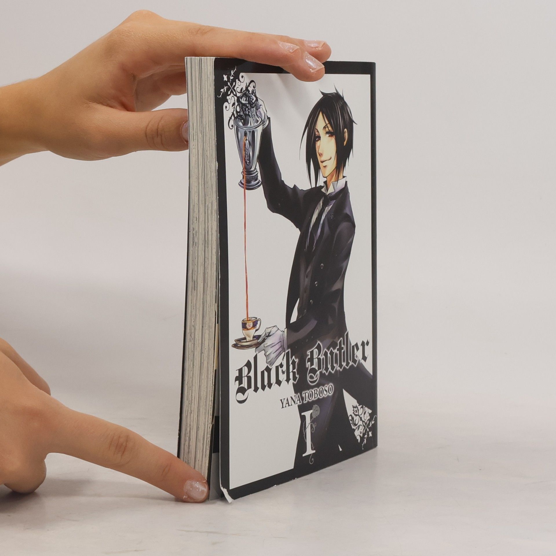Yana Toboso Black butler. I, Black host