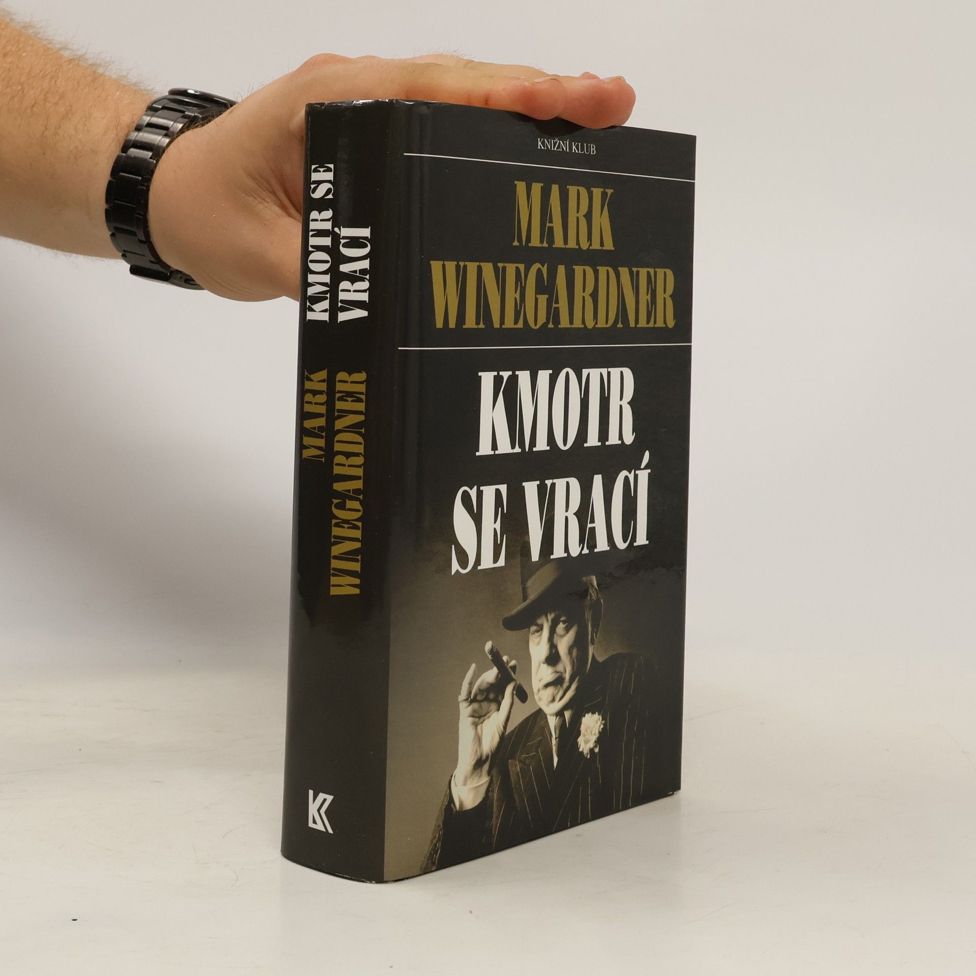 Kmotr se vrací