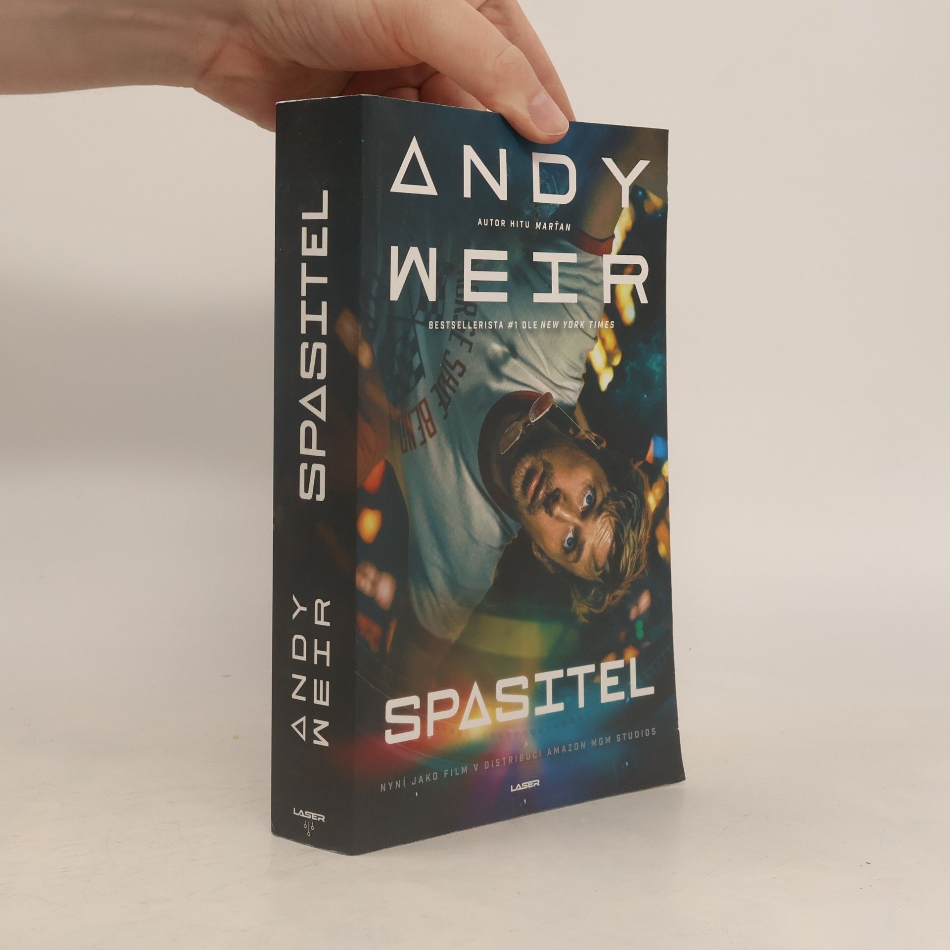 Andy Weir Spasitel
