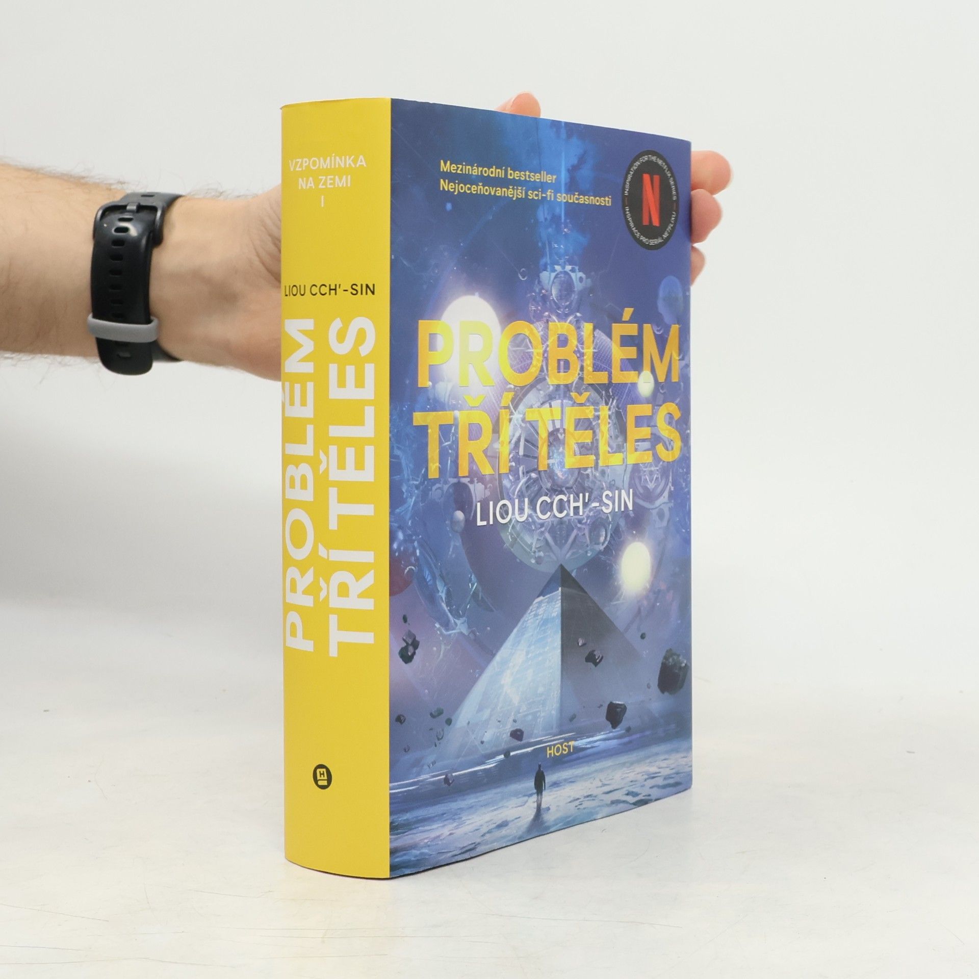 Cixin Liu Problém tří těles