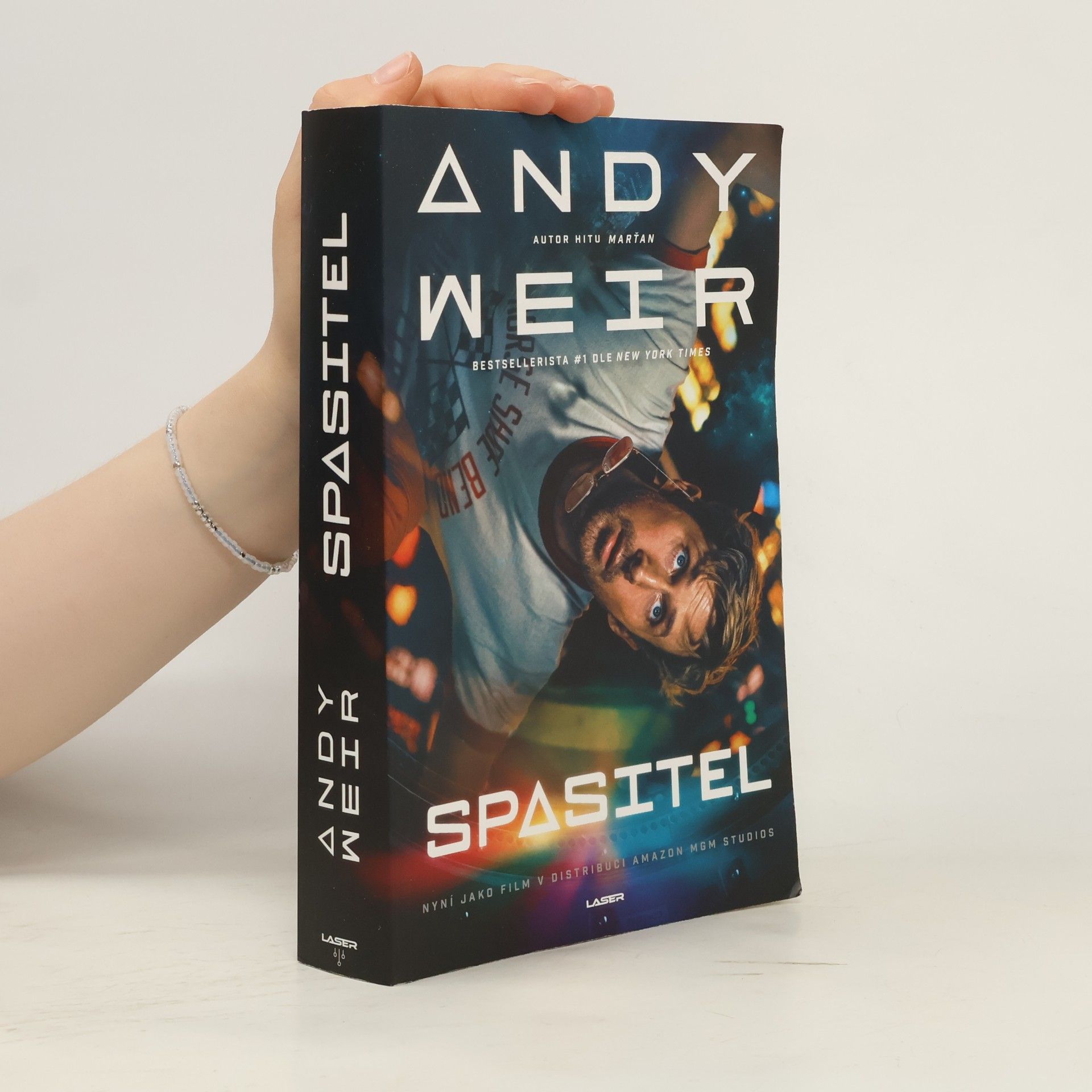 Andy Weir Spasitel