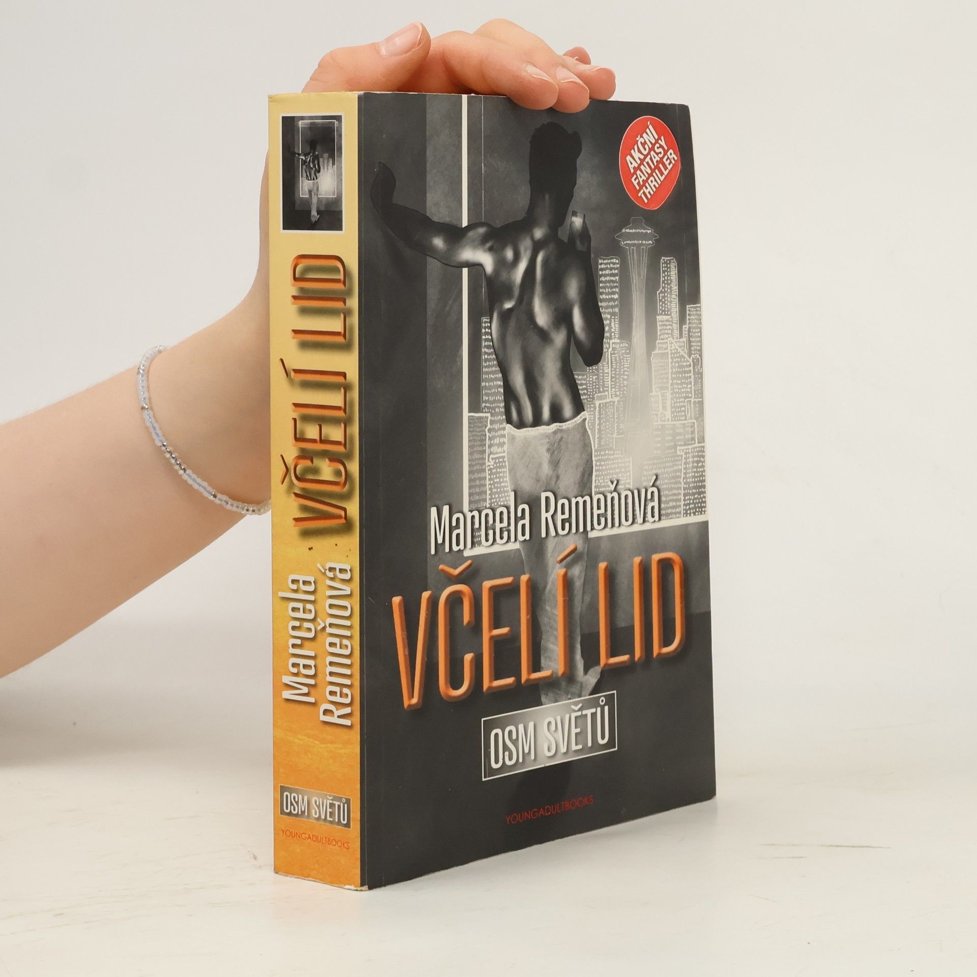 Marcela Remeňová Včelí lid