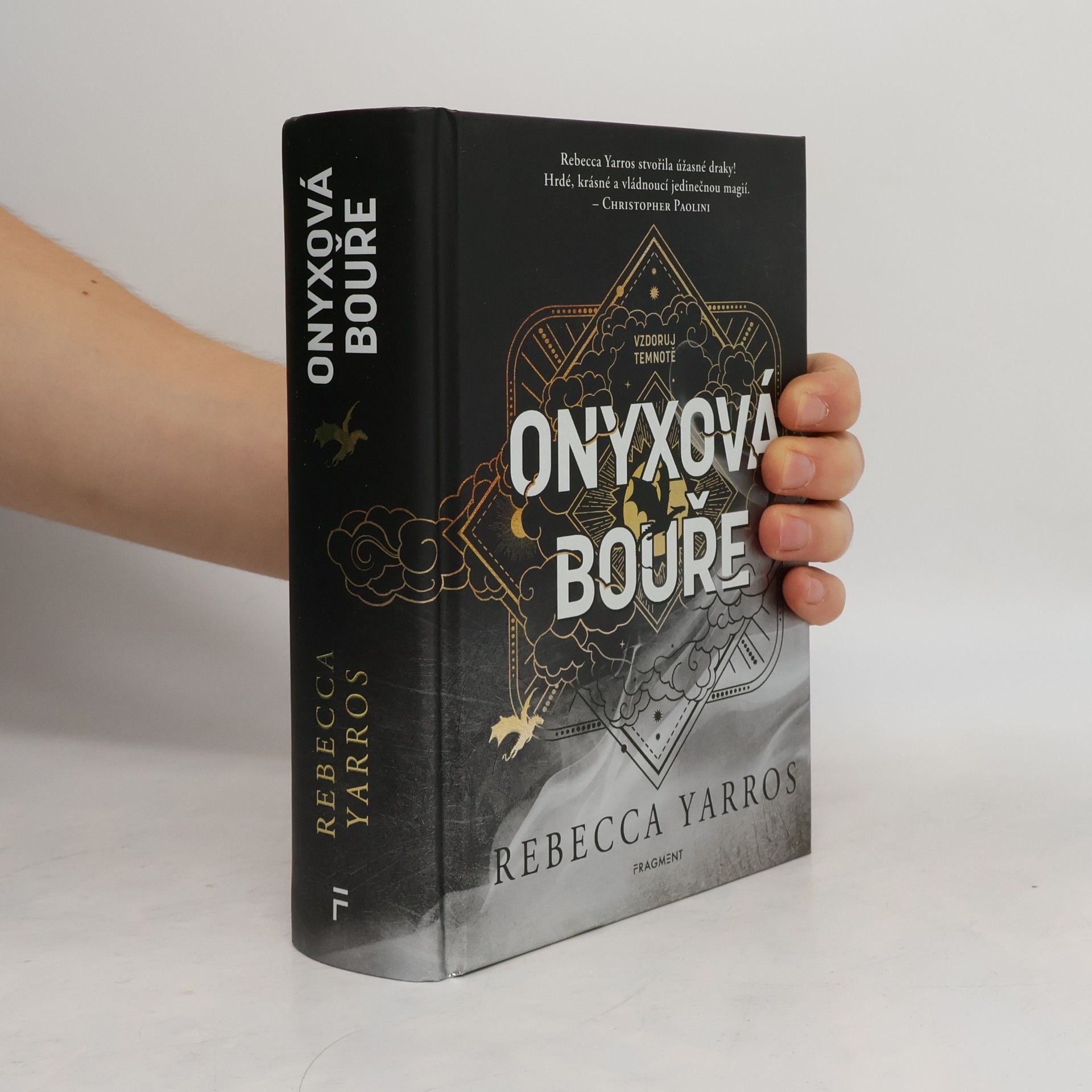 Rebecca Yarros Onyxová bouře
