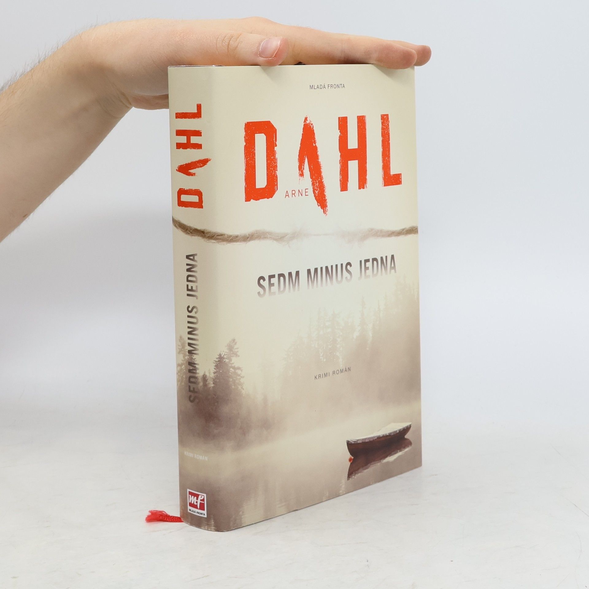 Arne Dahl Sedm minus jedna
