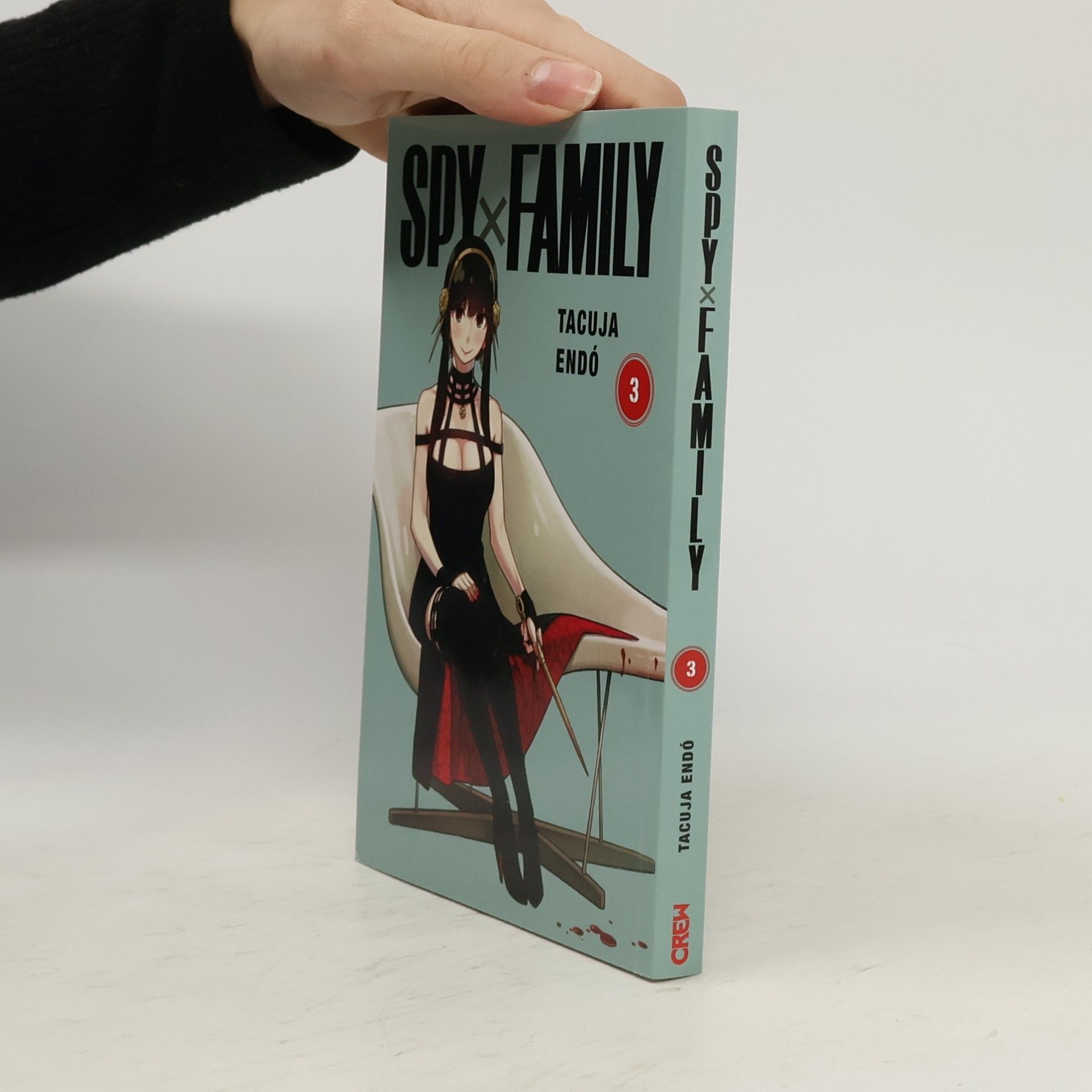 Tacuja Endó Spy x Family 3