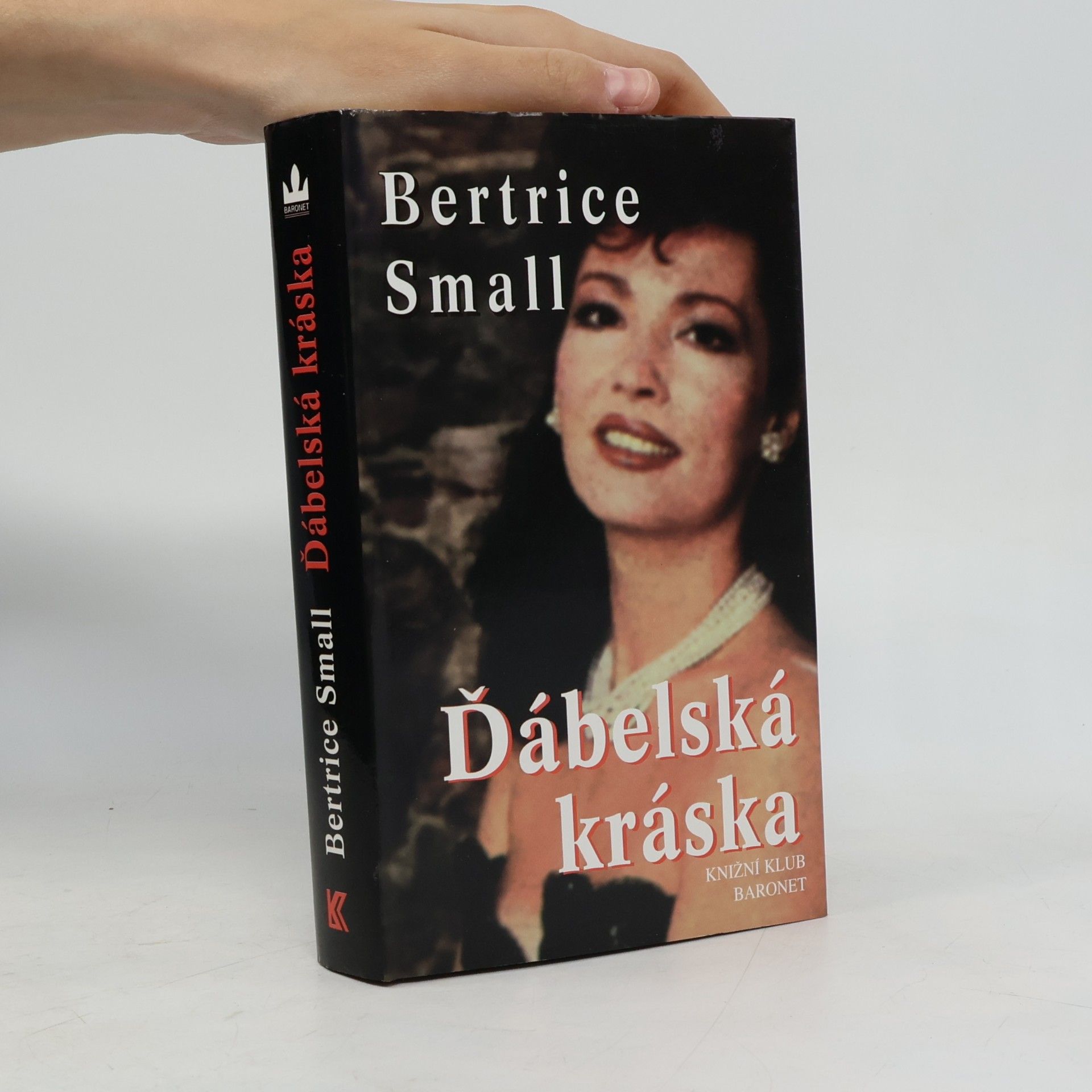 Bertrice Small Ďábelská kráska