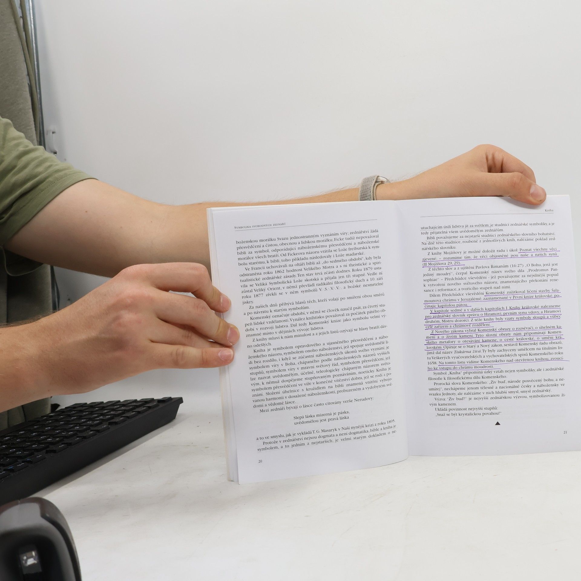 Autores varios Symbolika svobodných zednářů : (její vznik a význam)