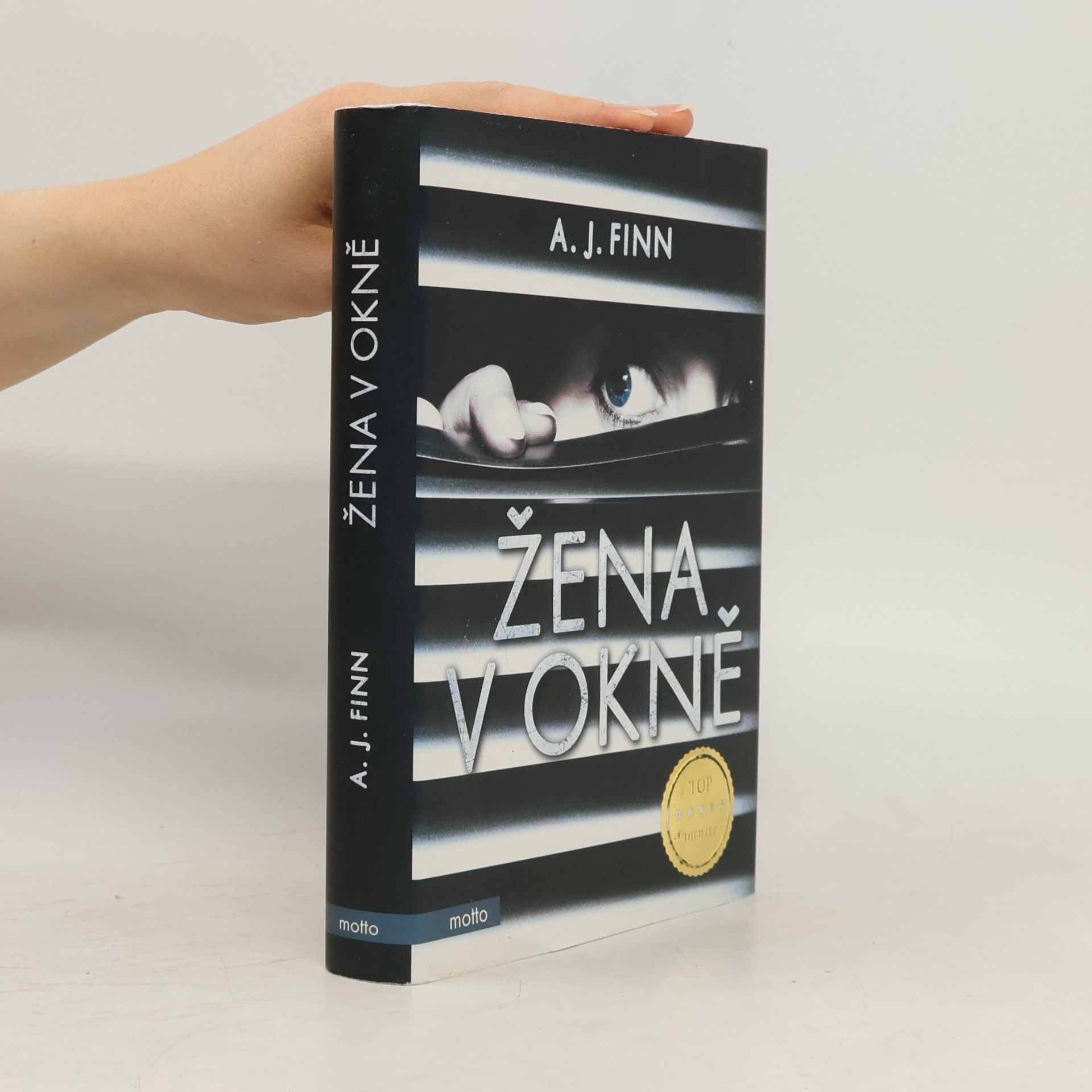 A. J. Finn Žena v okně