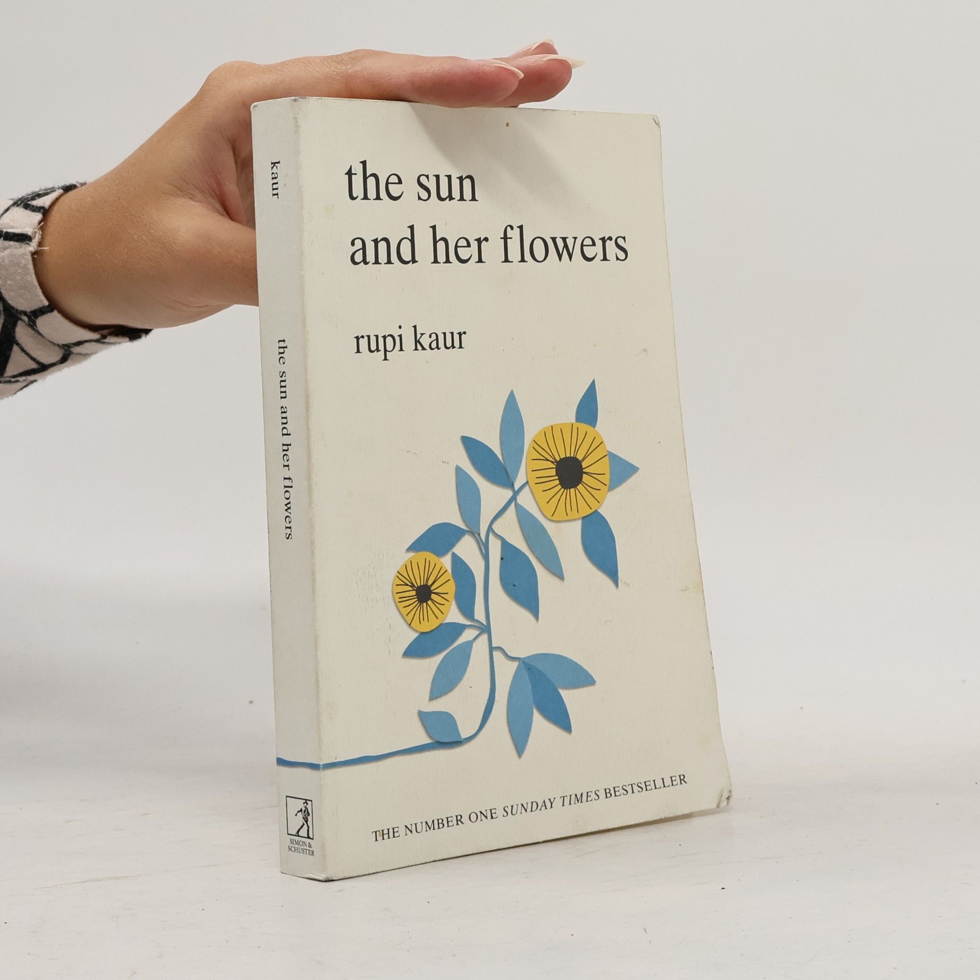Rupi Kaur The Sun And Her Flowers