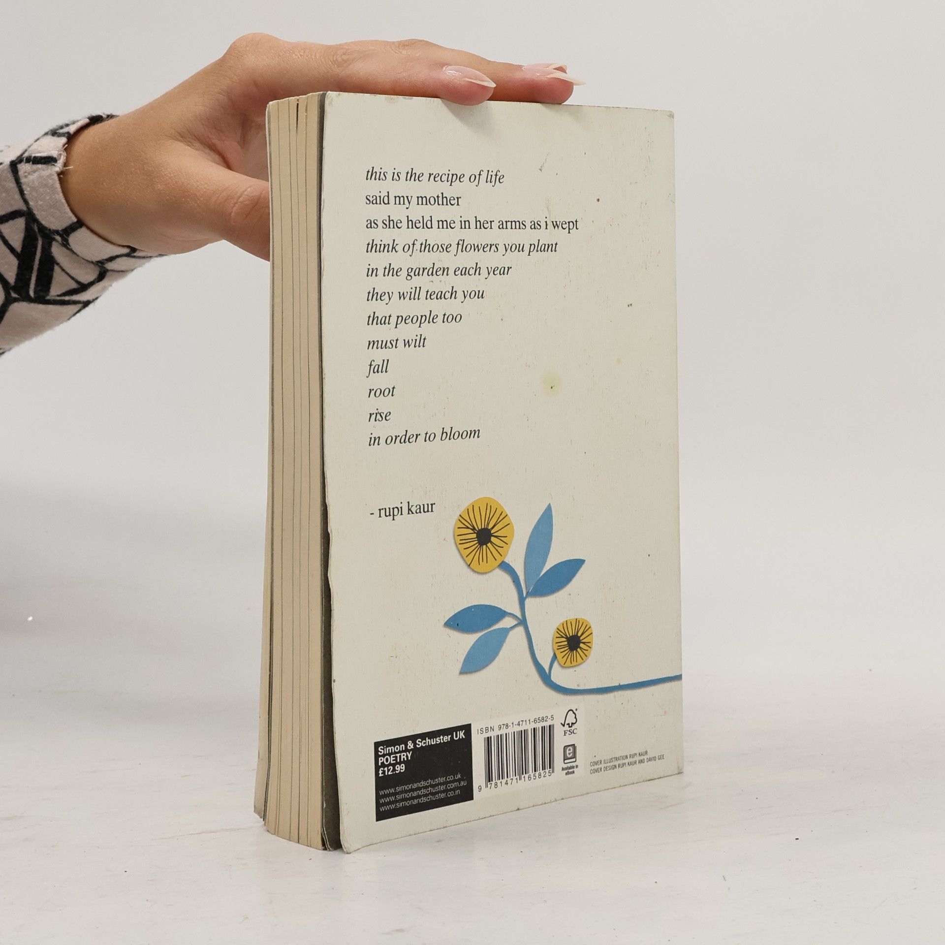 Rupi Kaur The Sun And Her Flowers
