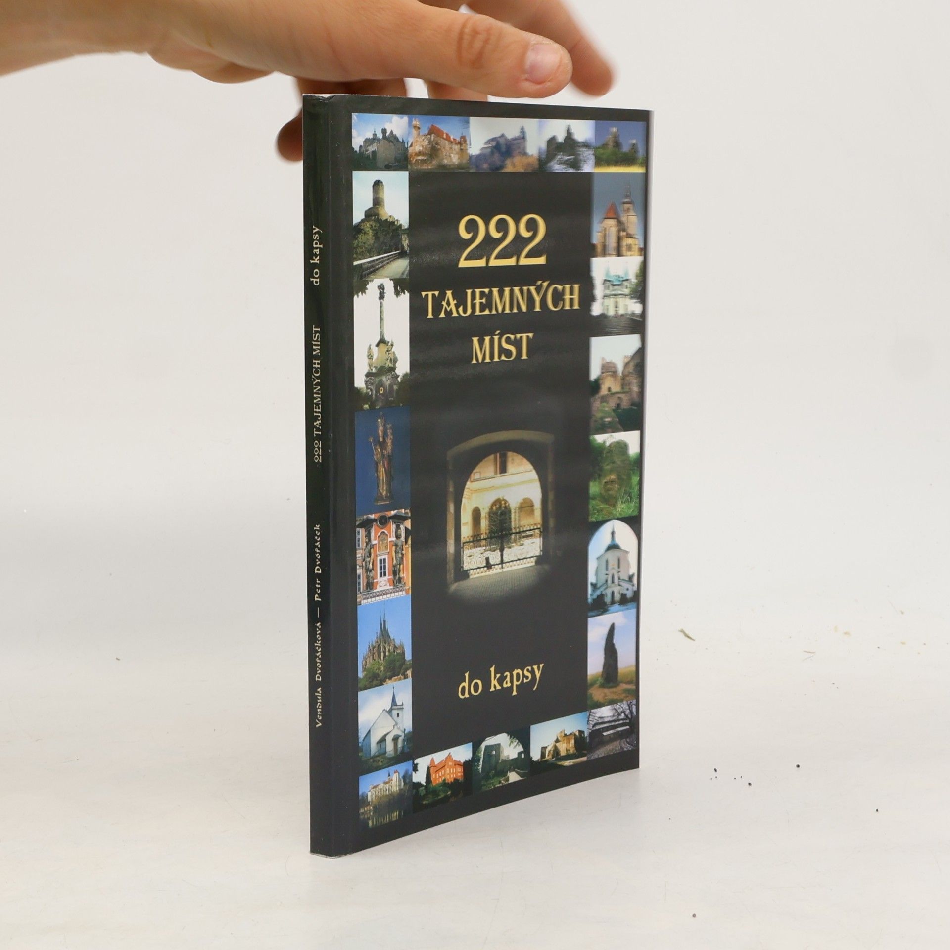 Vendula Dvořáčková 222 tajemných míst do kapsy