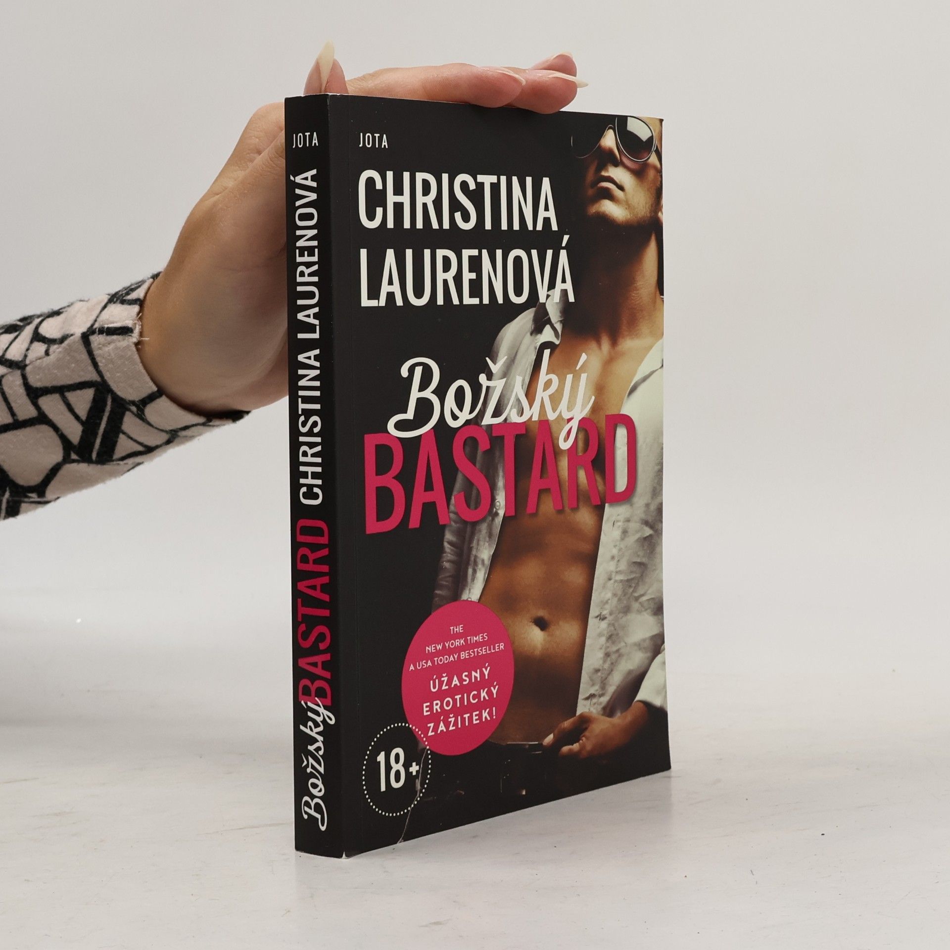 Christina Lauren Božský bastard