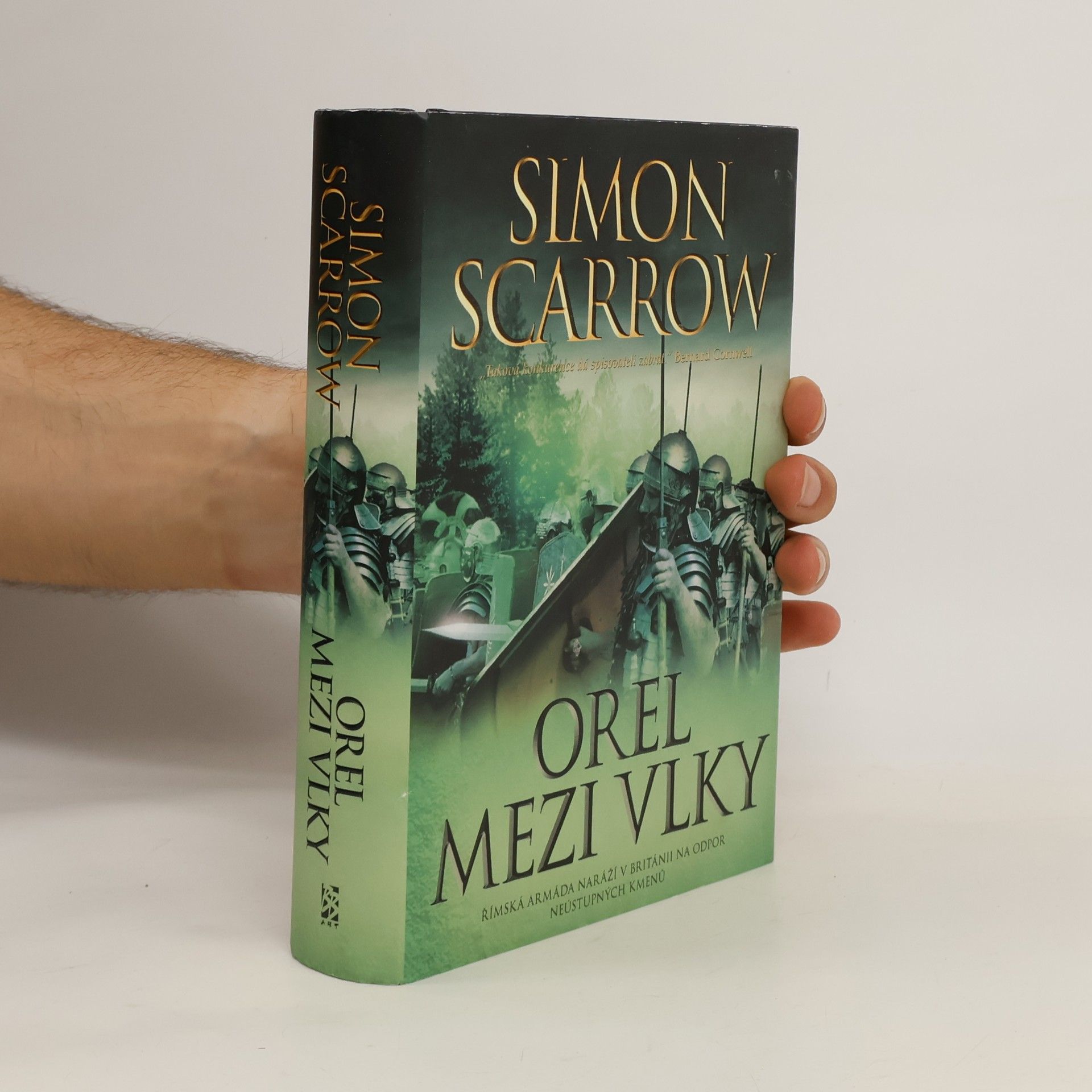Simon Scarrow Orel mezi vlky