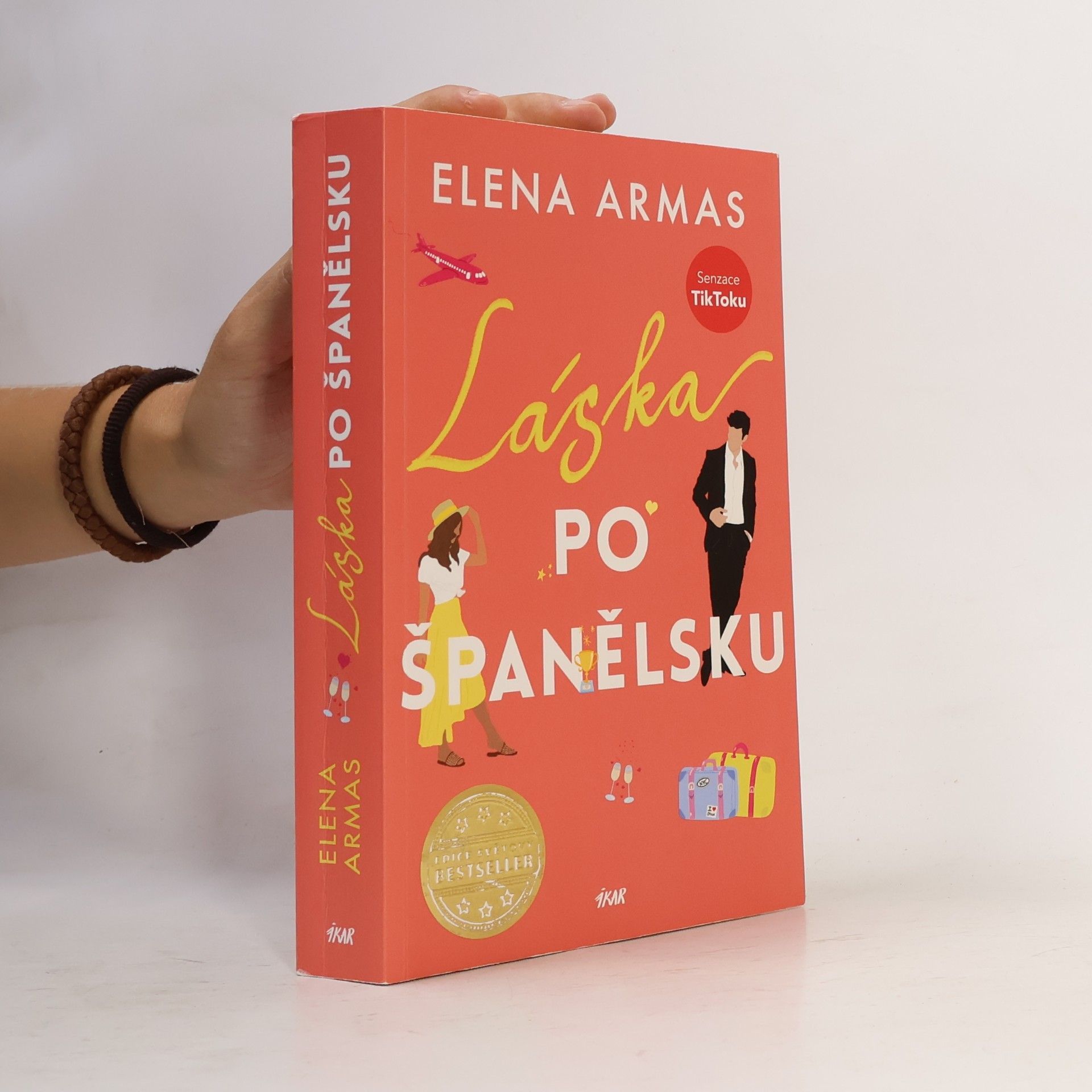 Elena Armas Láska po španělsku