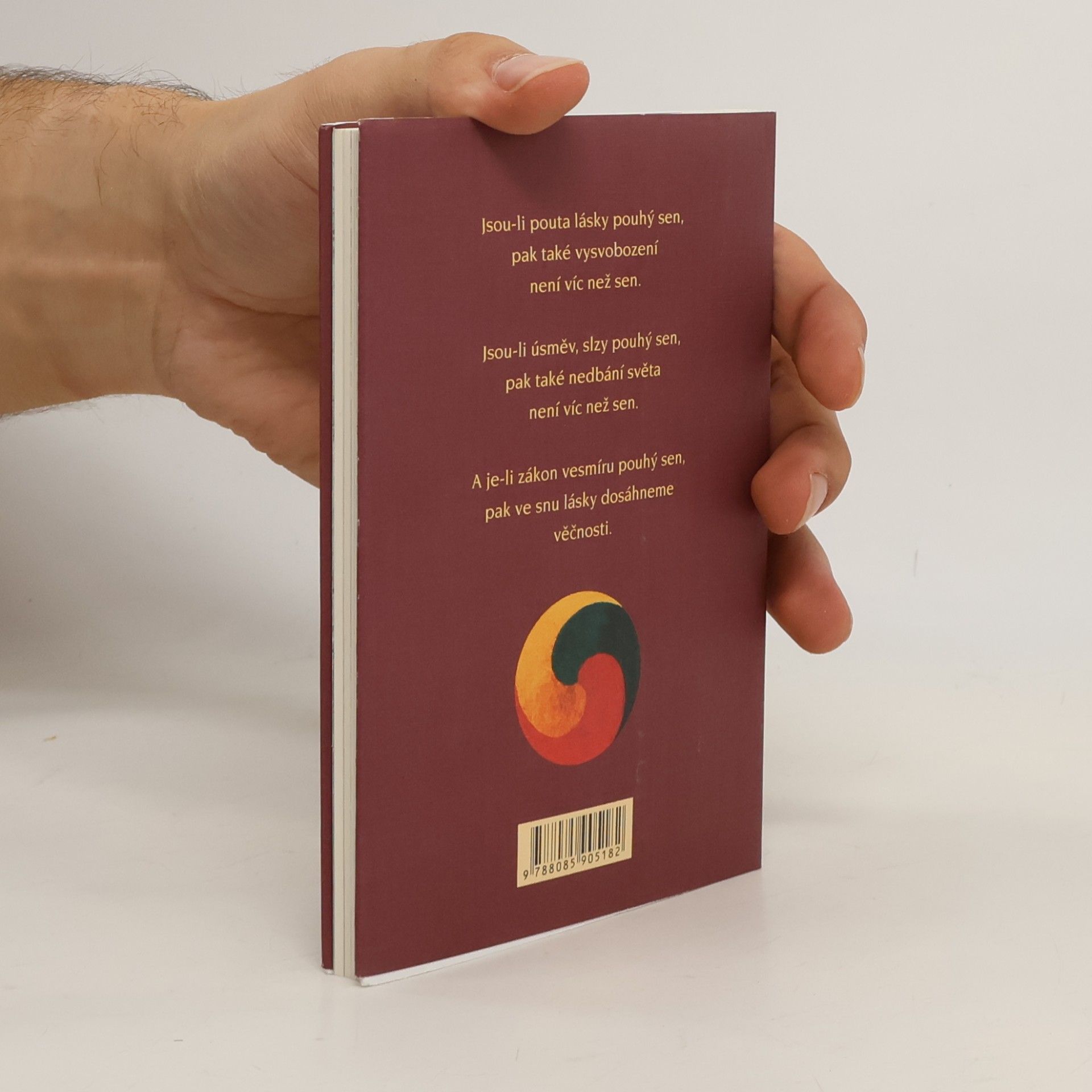 Han Jongun Tvoje mlčení. Výbor z milostné poezie korejského buddhistického mnicha