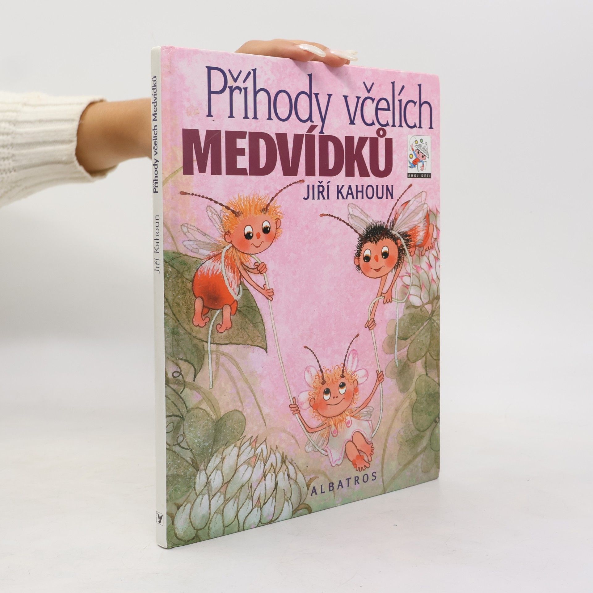 Příhody včelích medvídků