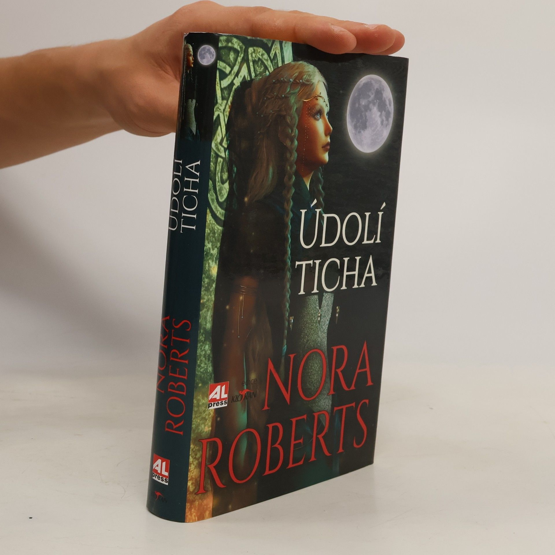 Nora Roberts Údolí ticha
