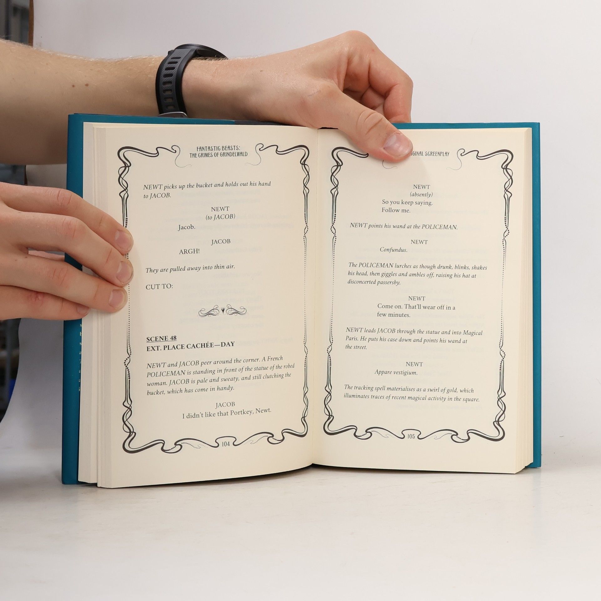 J. K. Rowling Fantastic Beasts: The Crimes of Grindelwald – The Original Screenplay