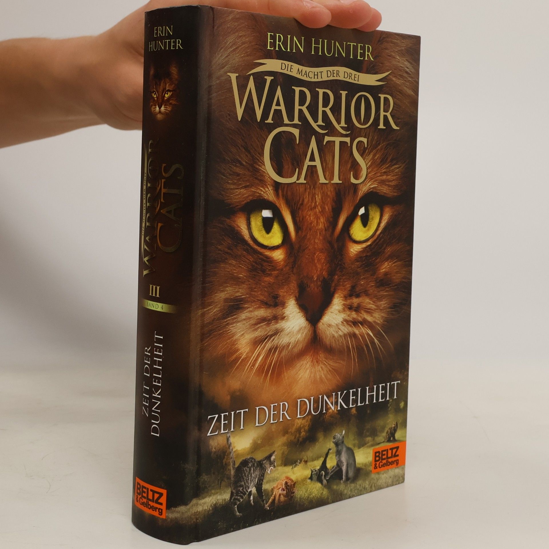 Erin Hunter Warrior Cats. Zeit der Dunkelheit
