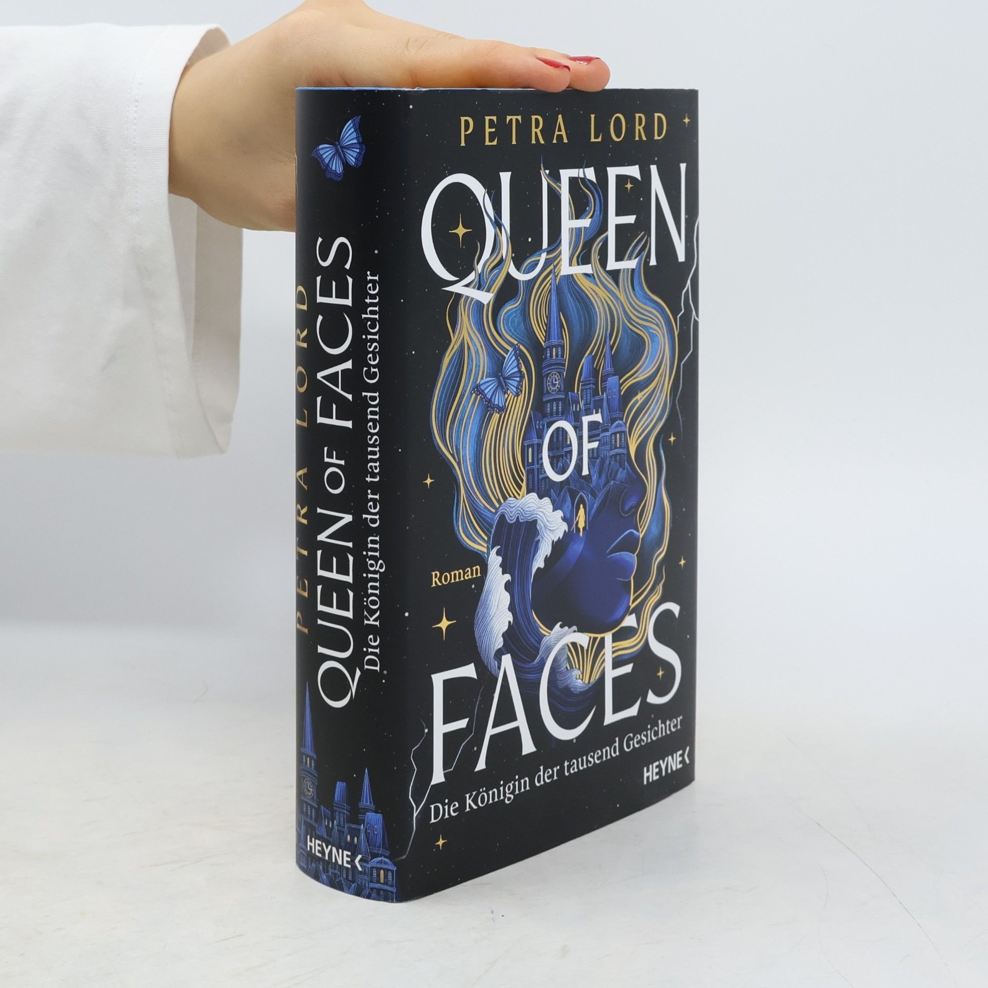 Petra Lord Queen of Faces – Die Königin der tausend Gesichter