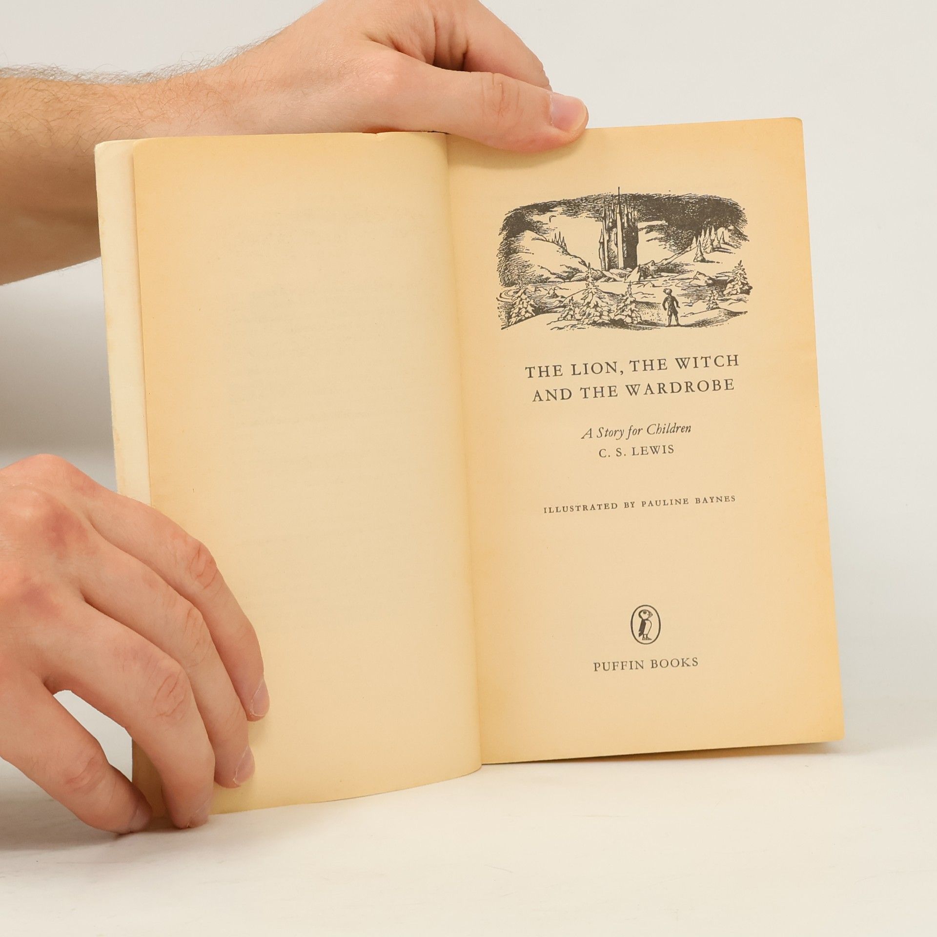 Clive Staples Lewis Puffin: The Lion, the Witch and the Wardrobe