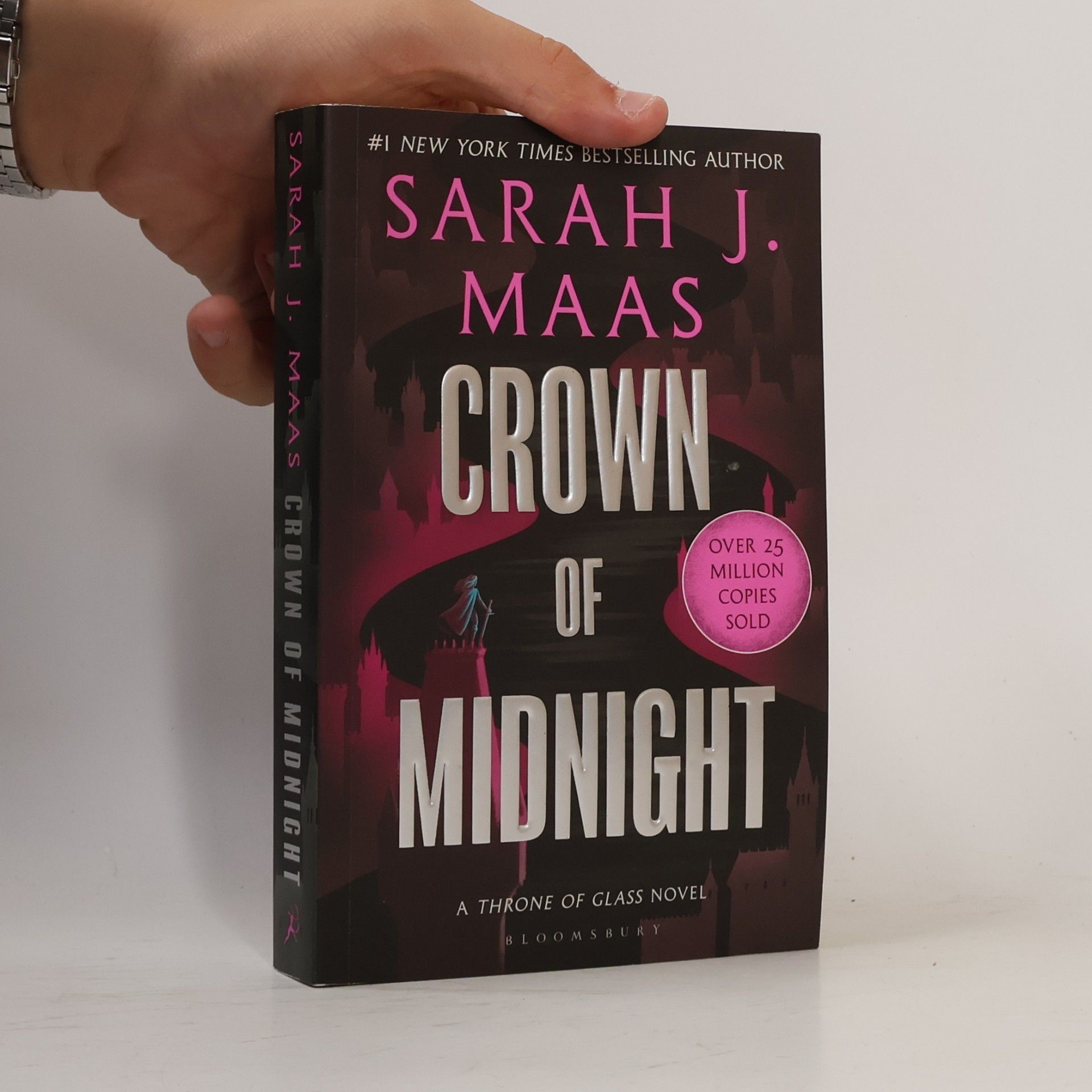 Sarah J. Maas Crown of midnight