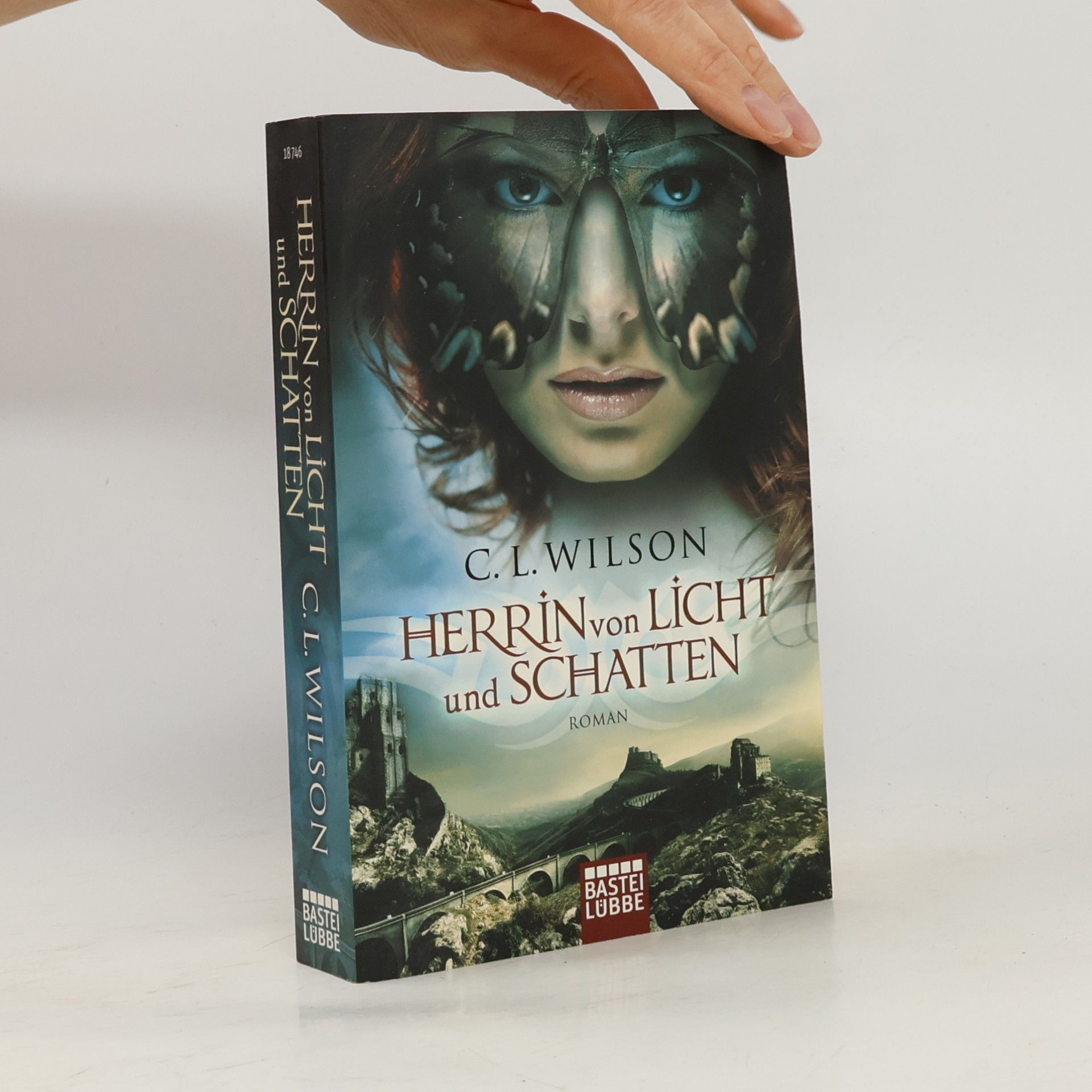 C. L. Wilson Herrin von Licht und Schatten
