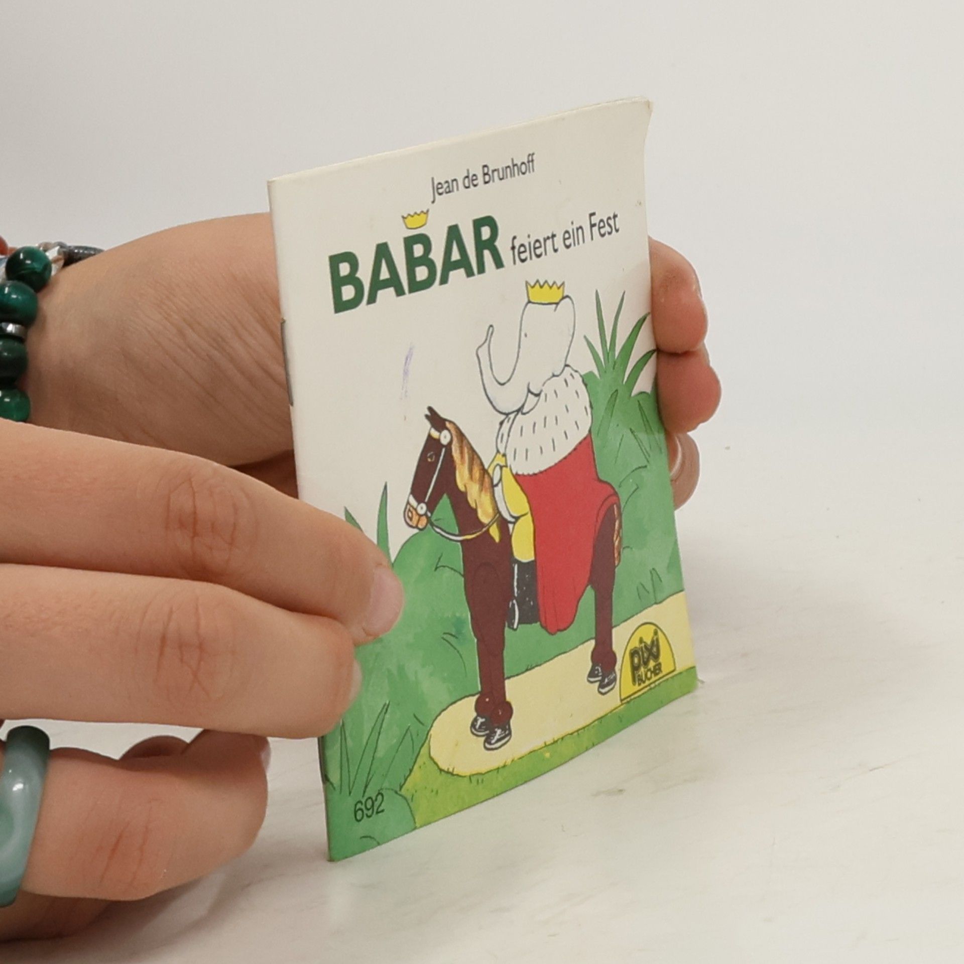 BABAR feiert ein Fest