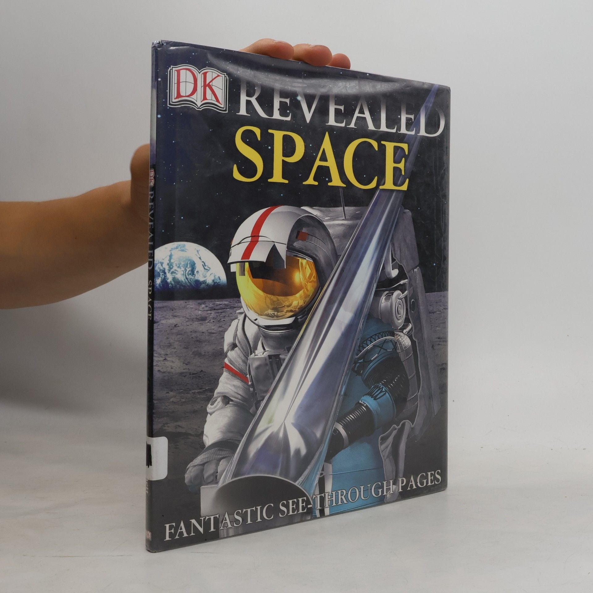 DK Publishing DK Revealed: Revealed Space