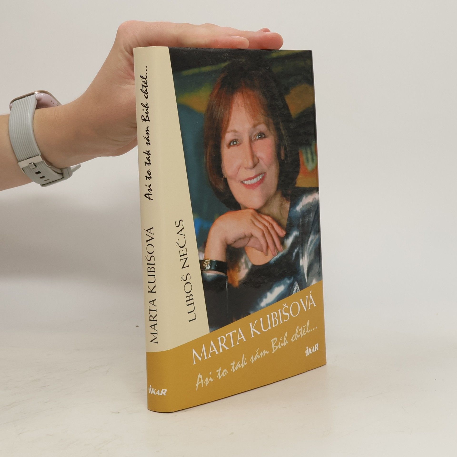 Marta Kubišová Marta Kubišová. Asi to tak sám Bůh chtěl. //zámluva Kučerová