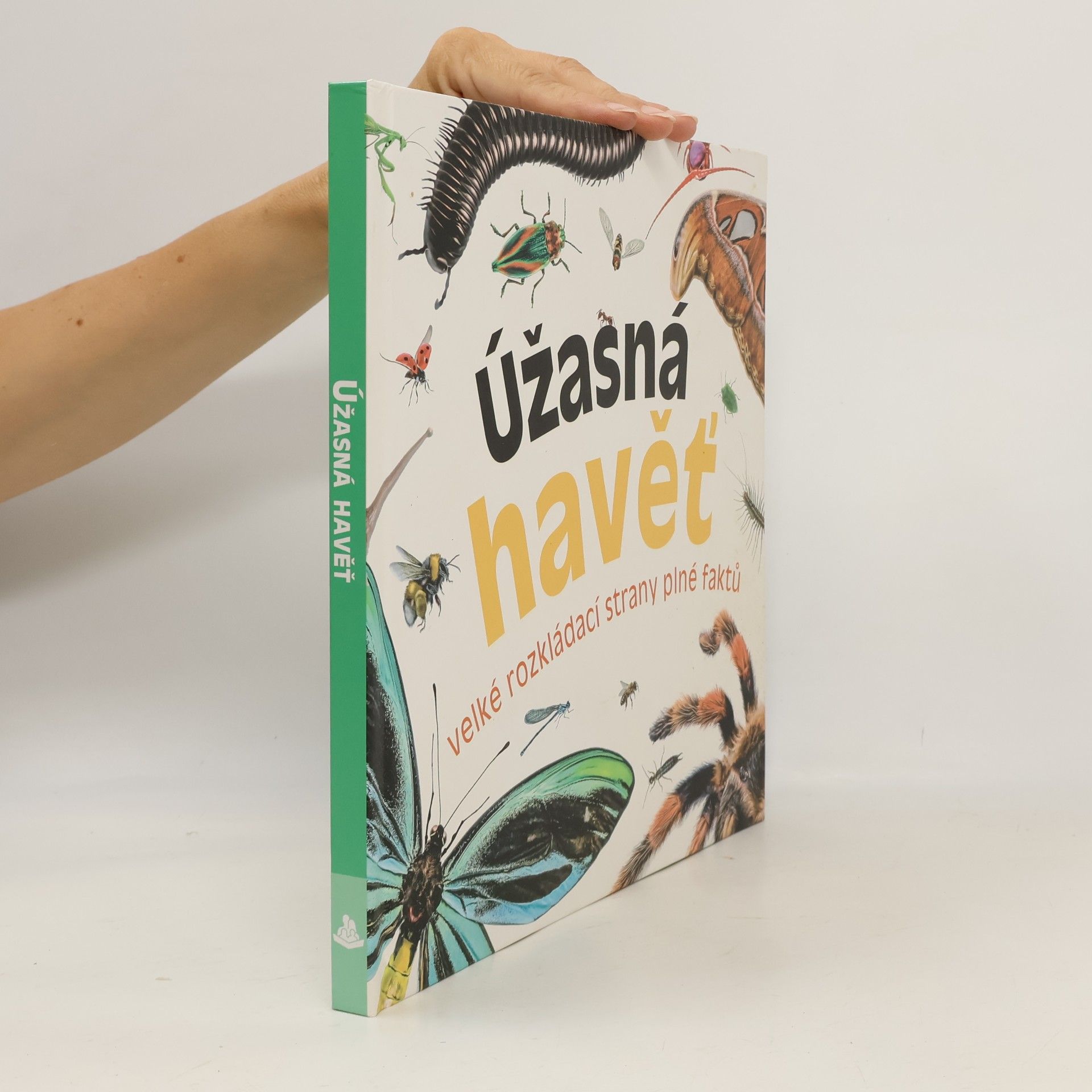 Úžasná havěť. Velké rozkládací strany plné faktů