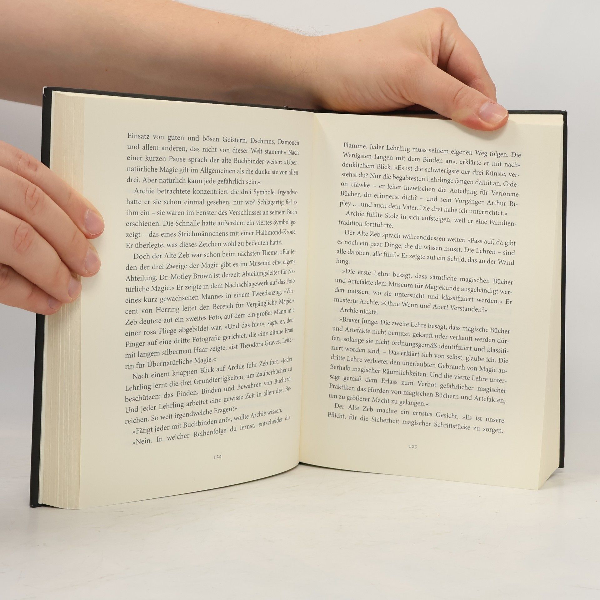 D. D. Everest Archie Greene und die Bibliothek der Magie