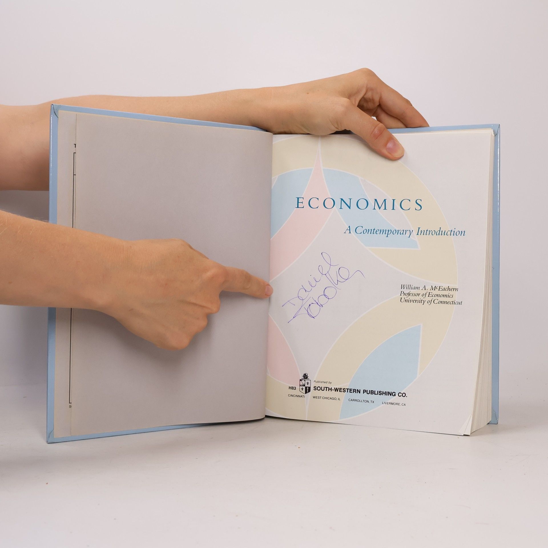 William A. McEachern Economics : Contemporary Introduction