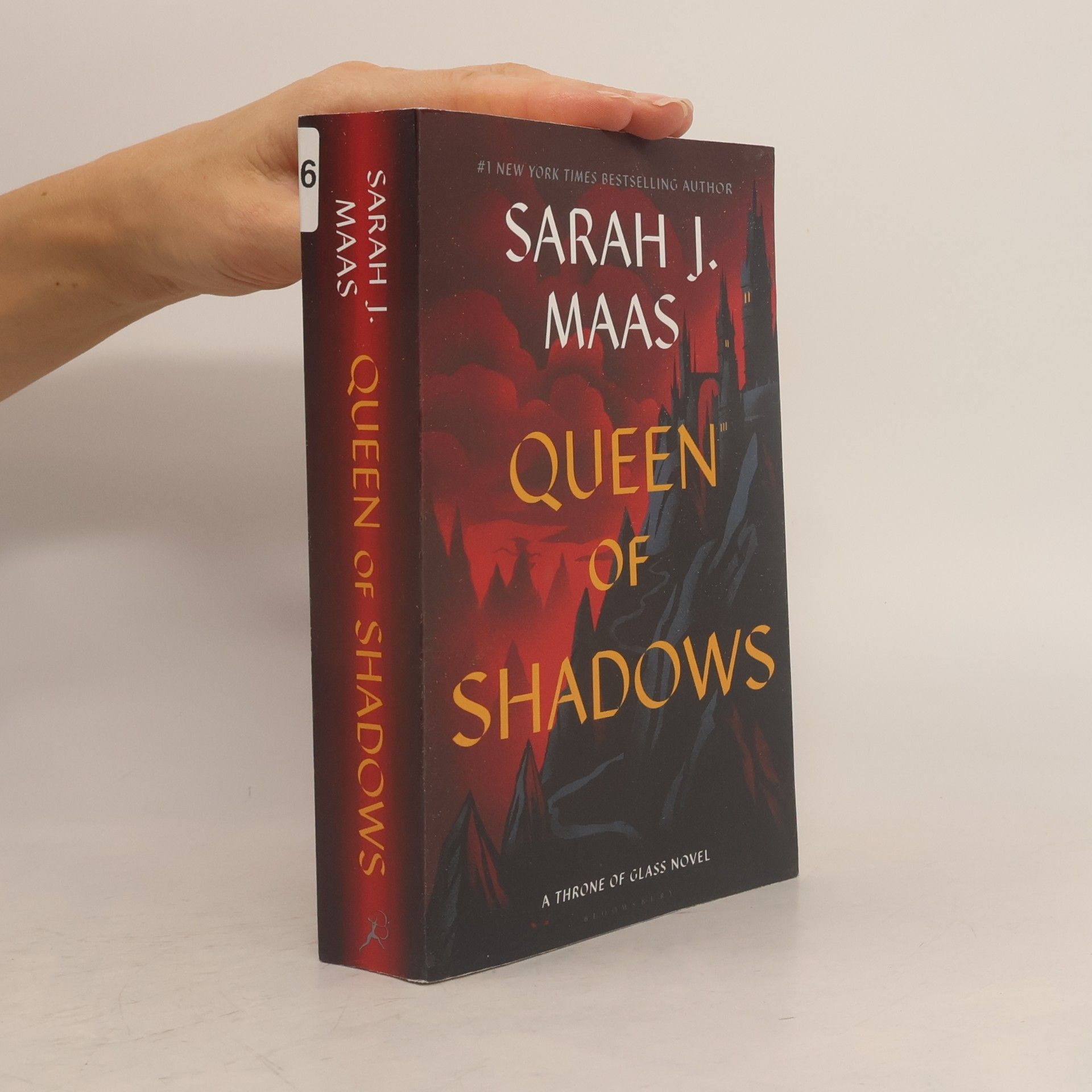 Sarah J. Maas Queen of Shadows