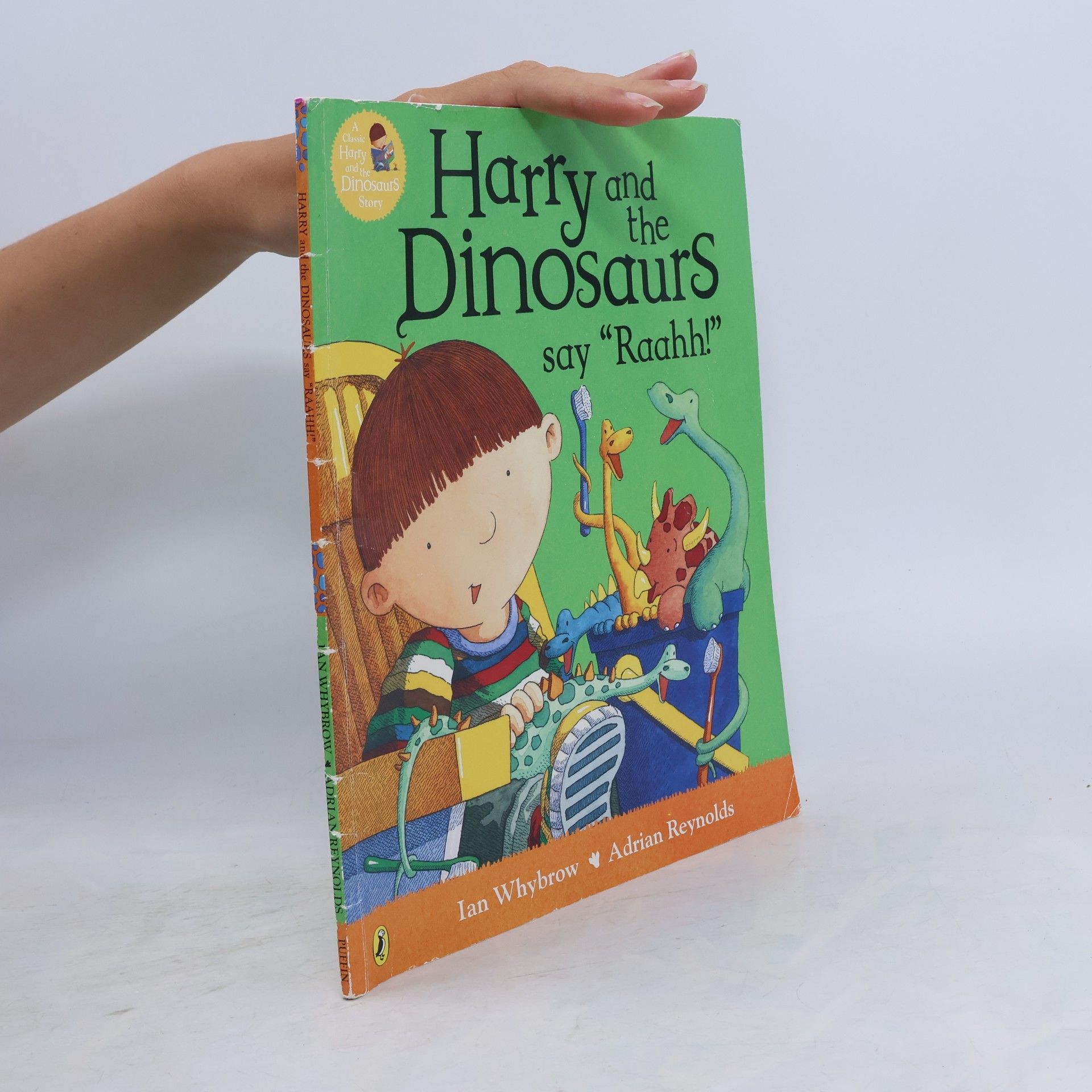 Ian Whybrow Harry and the Dinosaurs Say "Raahh!"