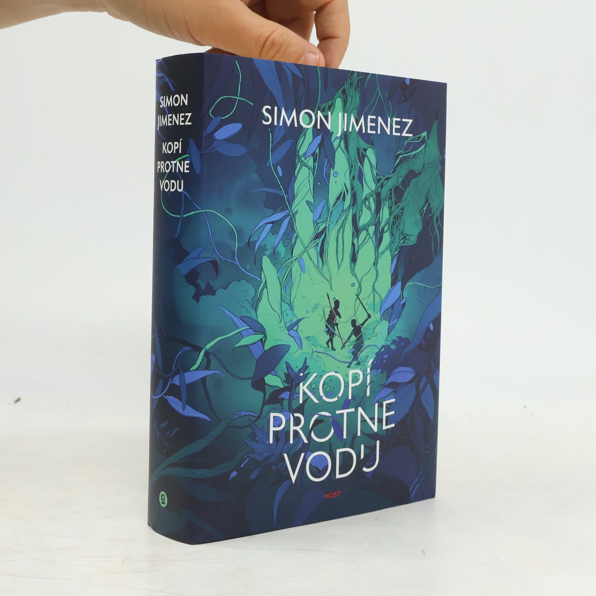 Simon Jimenez Kopí protne vodu