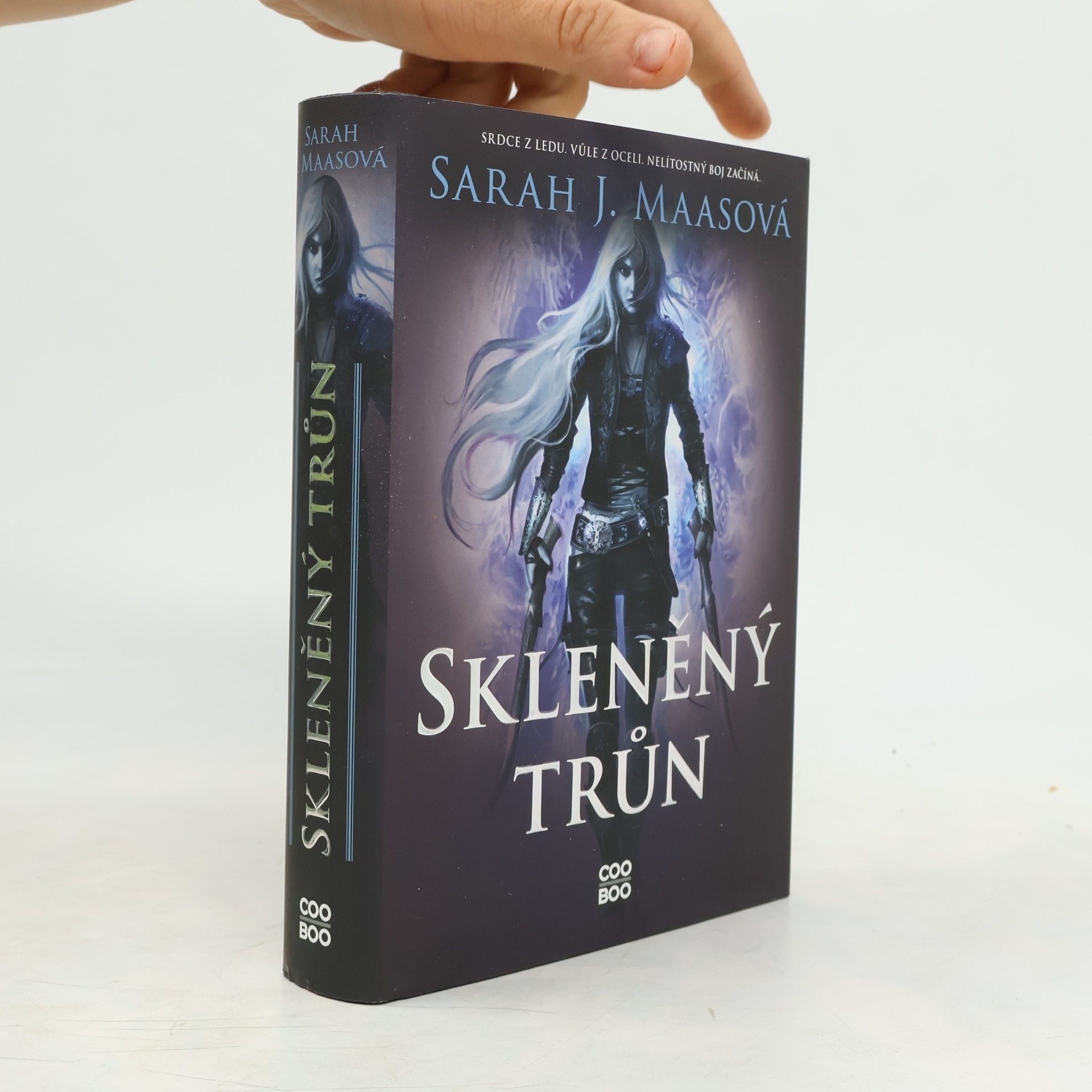 Sarah J. Maas Skleněný trůn
