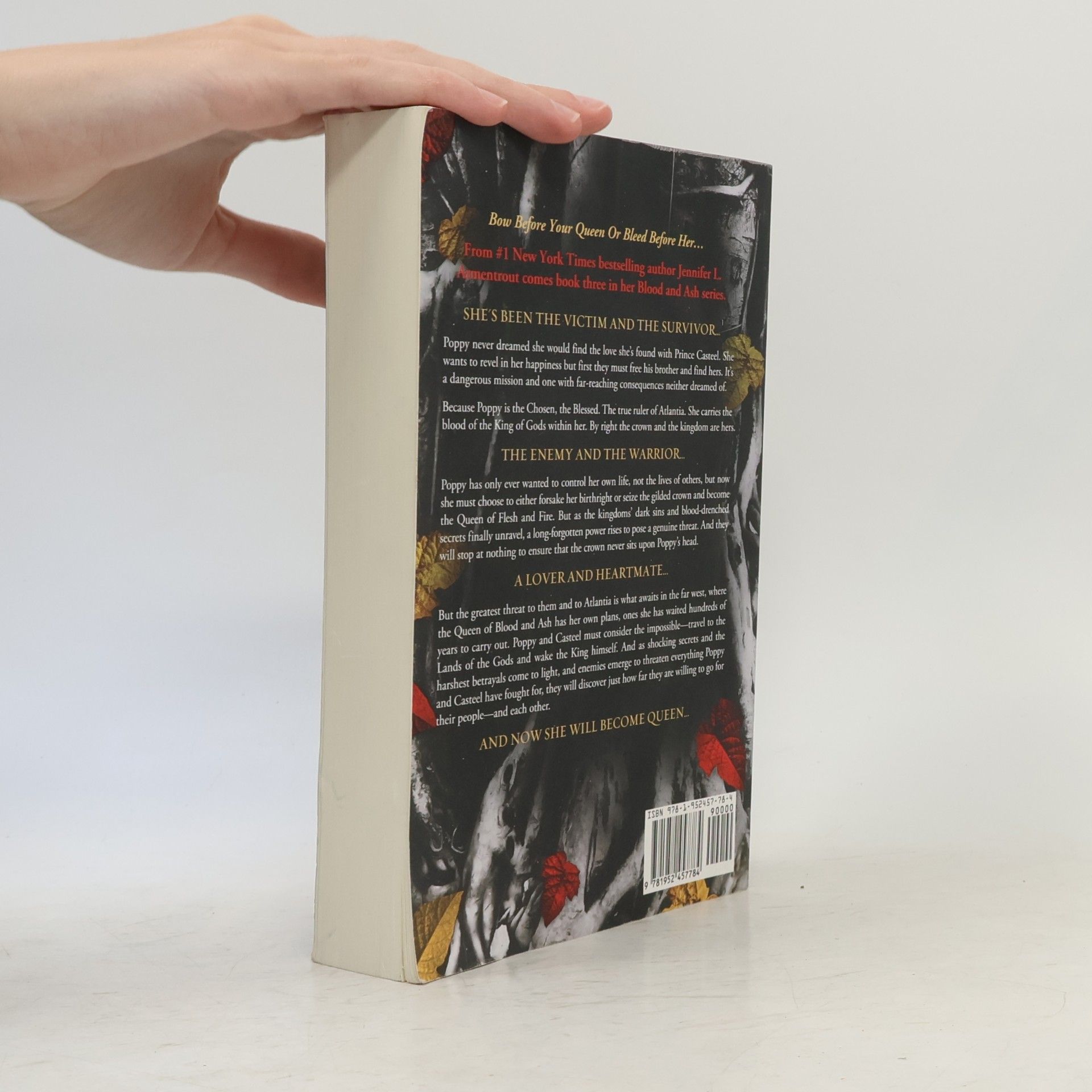 Jennifer L. Armentrout The Crown of Gilded Bones