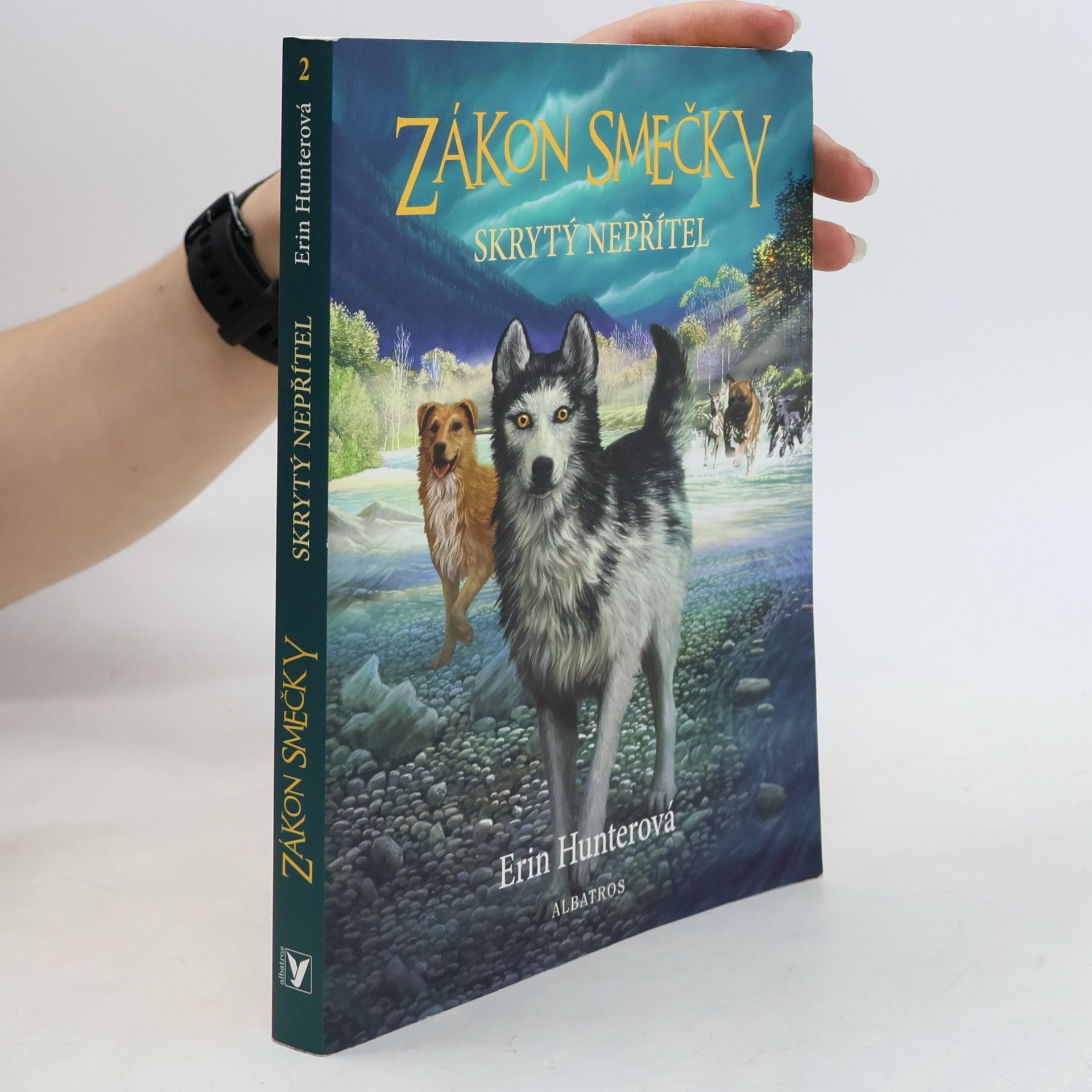 Erin Hunter Zákon smečky: Skrytý nepřítel
