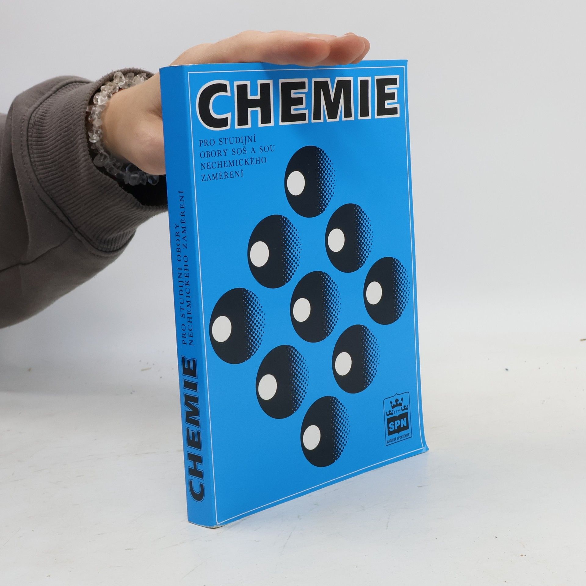 Chemie pro studijní obory SOŠ a SOU nechemického zaměření