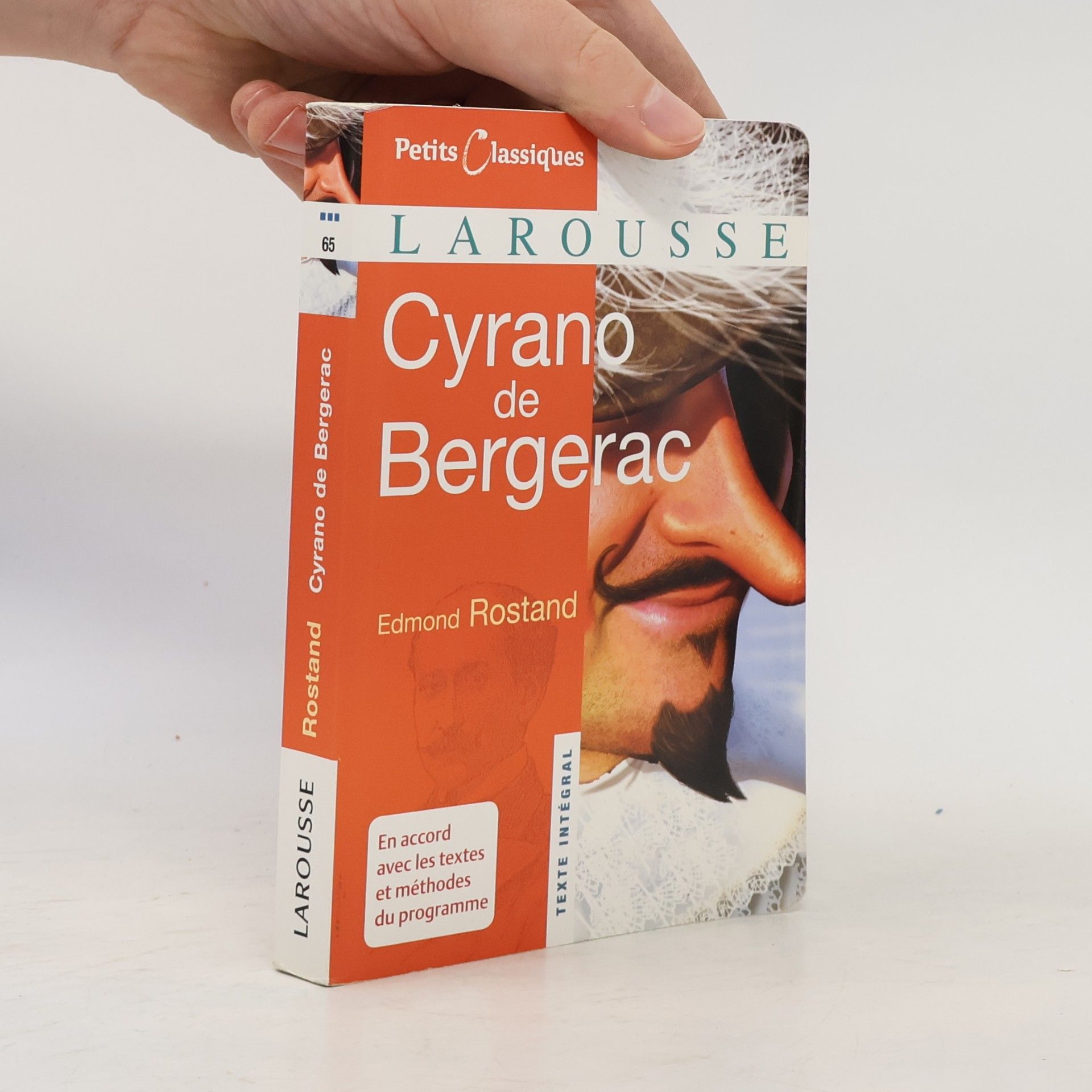 Évelyne Amon Petits Classiques - 65: Cyrano de Bergerac: En accord avec les textes et méthodes du programme - Texte intégral