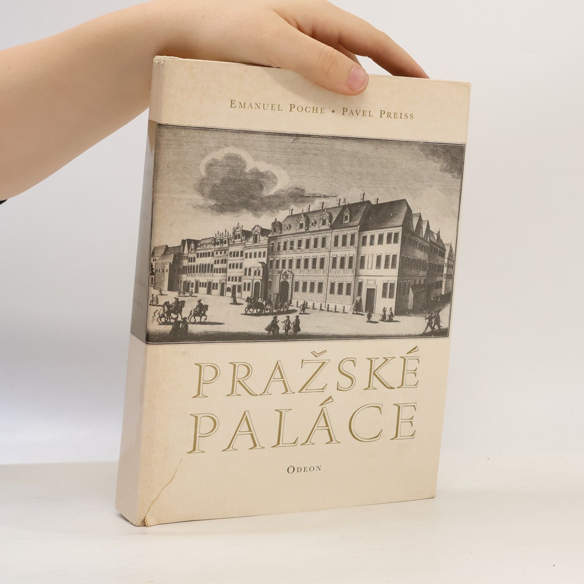 Pražské paláce