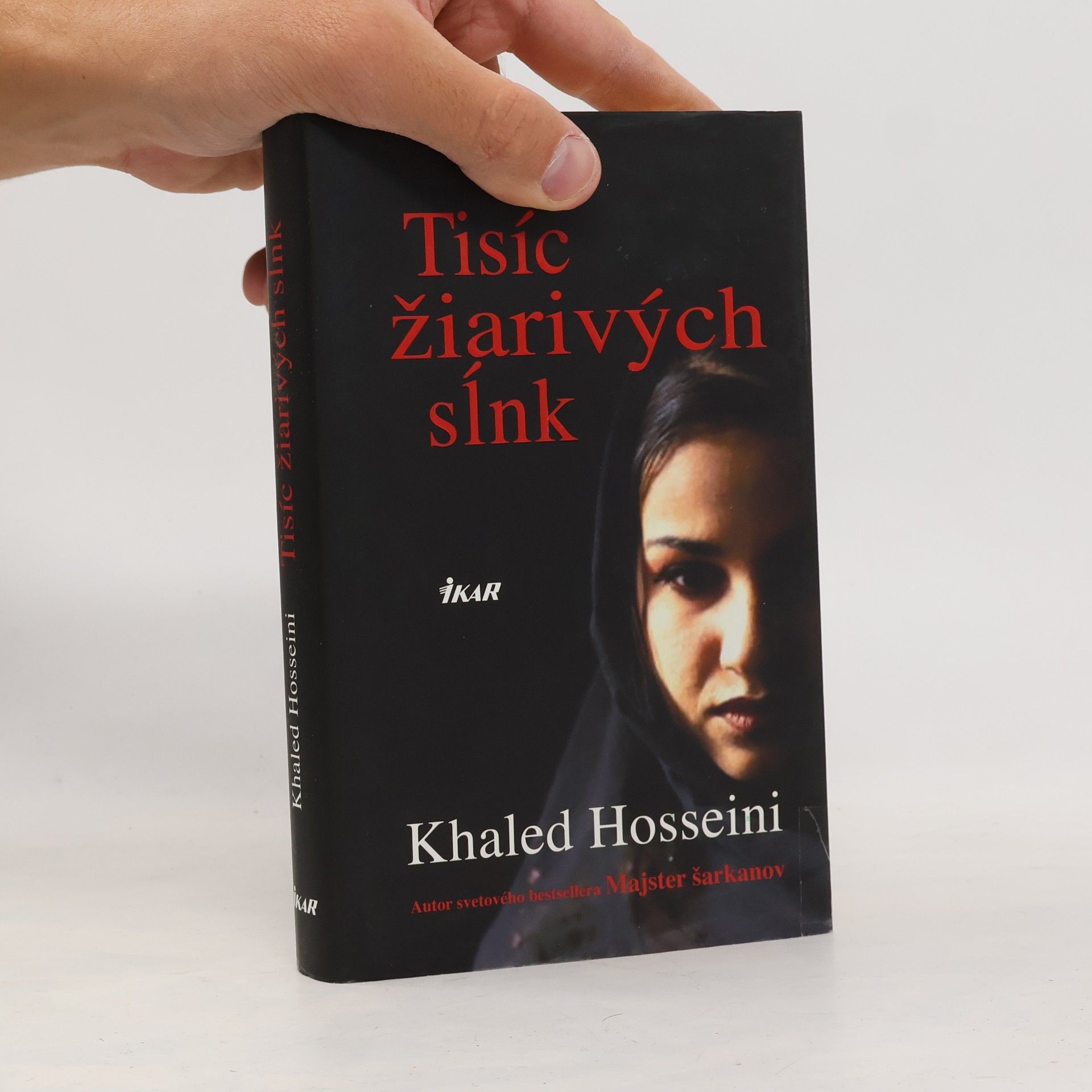Khaled Hosseini Tisíc žiarivých sĺnk