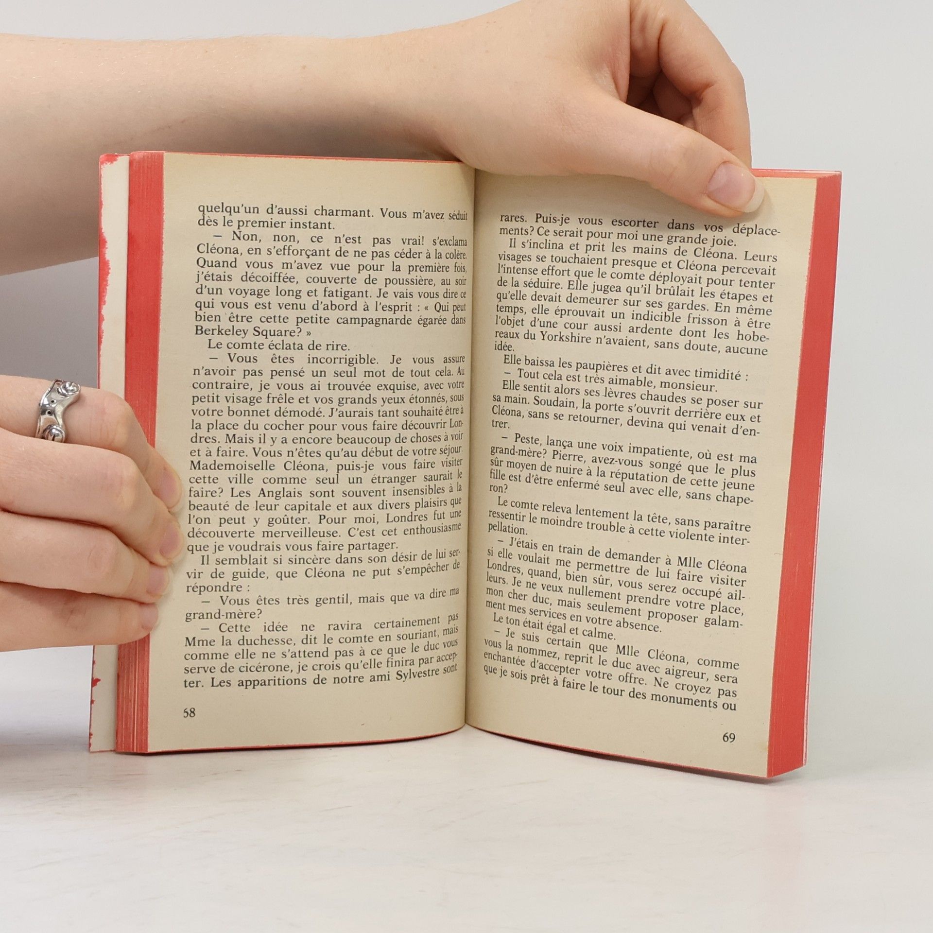Barbara Cartland J'ai Lu - 908: Cléona et son double