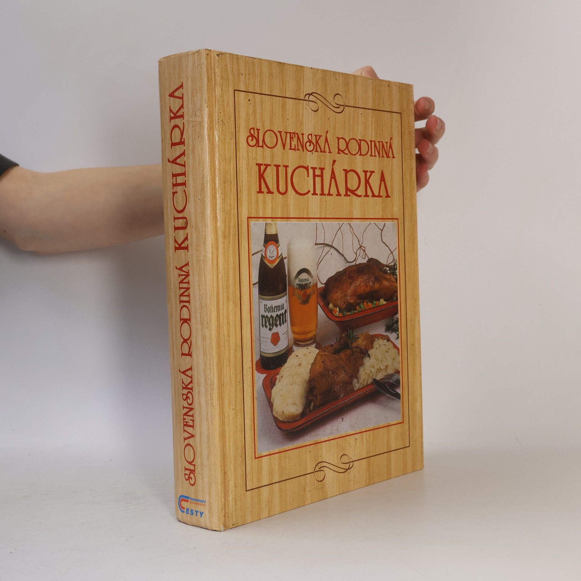 Collectif d'auteurs Slovenská rodinná kuchárka
