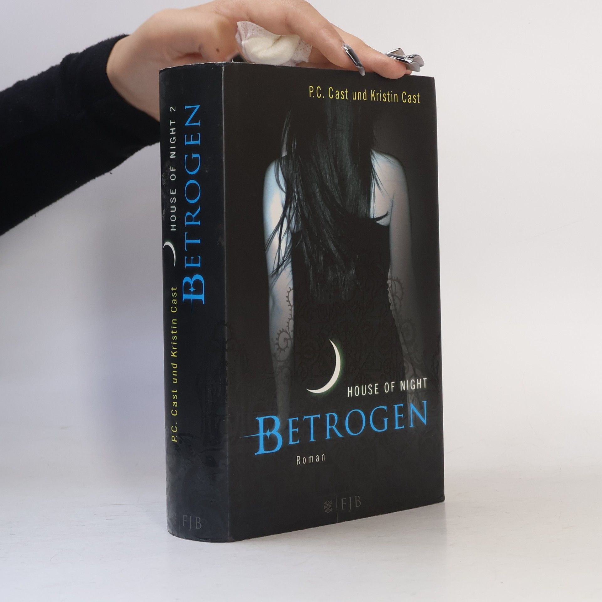 Phyllis Christine Cast House of Night 2. Betrogen