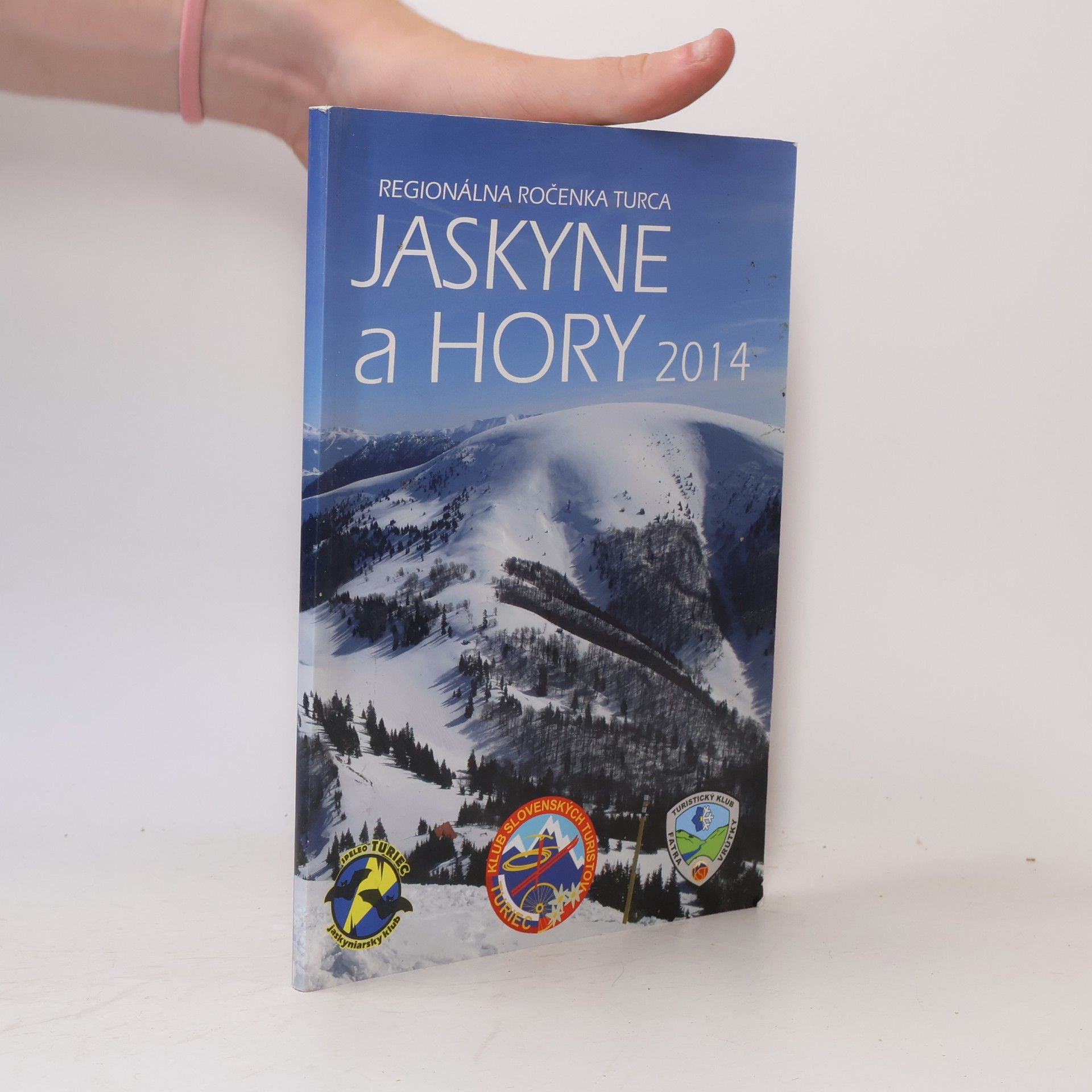 Kolektív autorov Jaskyne a hory 2014