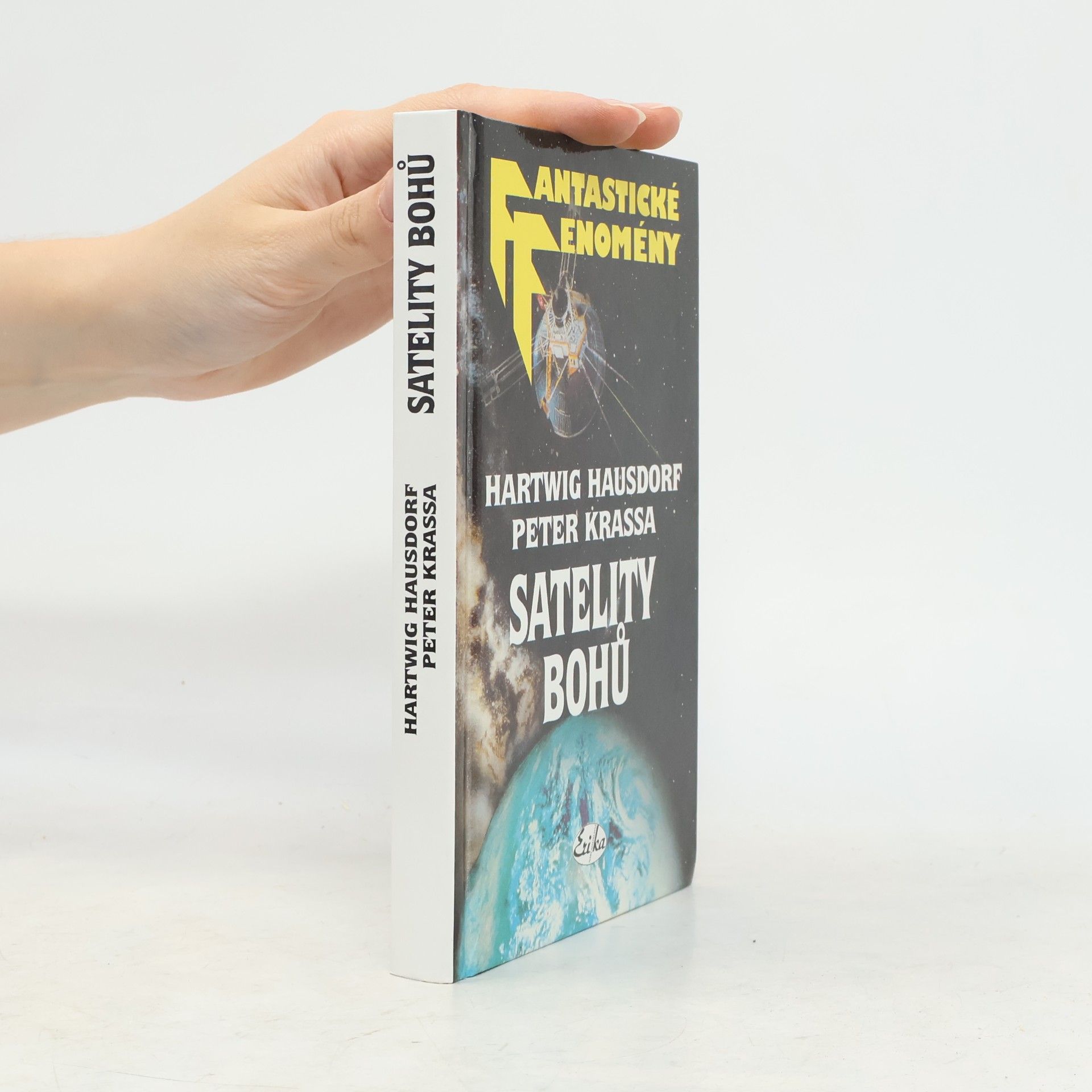 Hartwig Hausdorf Satelity bohů. V čínských zakázaných zónách