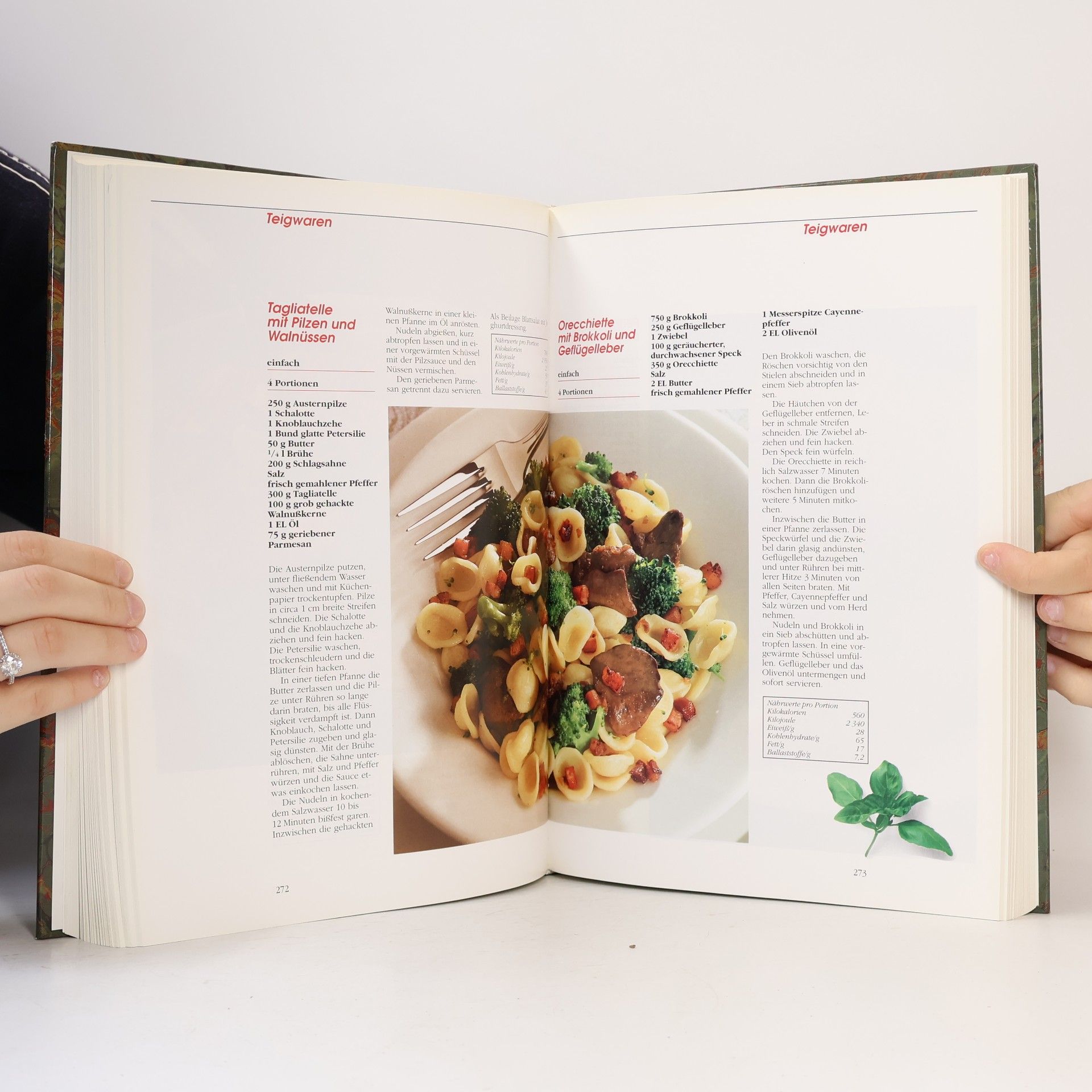 Autorenkollektiv Grund-Kochbuch