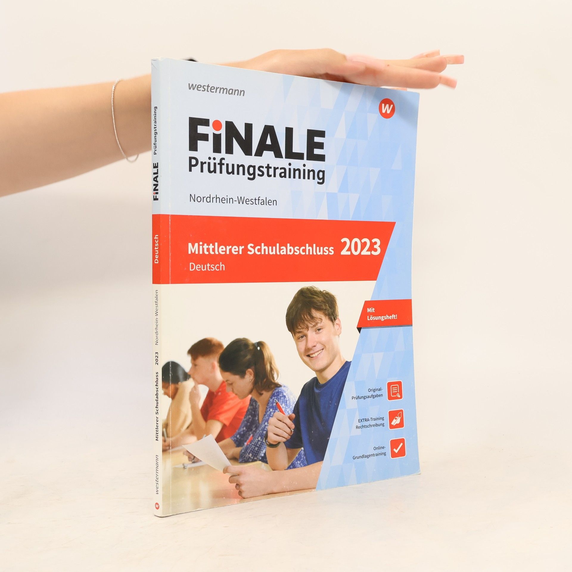 Andrea Heinrichs FiNALE - Prüfungstraining Mittlerer Schulabschluss Nordrhein-Westfalen. Deutsch 2023